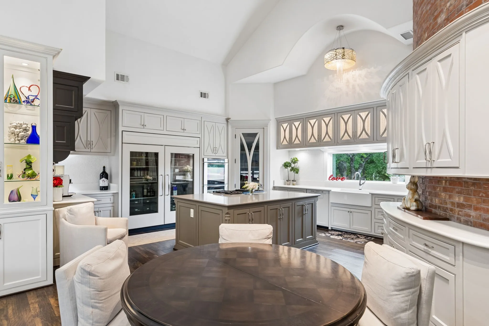 Single Family Residence For Sale in Cooke County , 1306 Morrow Road, Valley View, Texas 76272, 2 Bedrooms, 2 Bathrooms, Garage spaces, 3,999 Sqft, built in 2018, Price $2,800,000, mls#21283256, Real Estate Agent in Valley View, Homes For Sale in Cooke county, Homes For Sale in Valley View, Realtor in Valley View Texas, Real Estate Brokerage Independent Realty Texas, Luminita Cordes Realtor