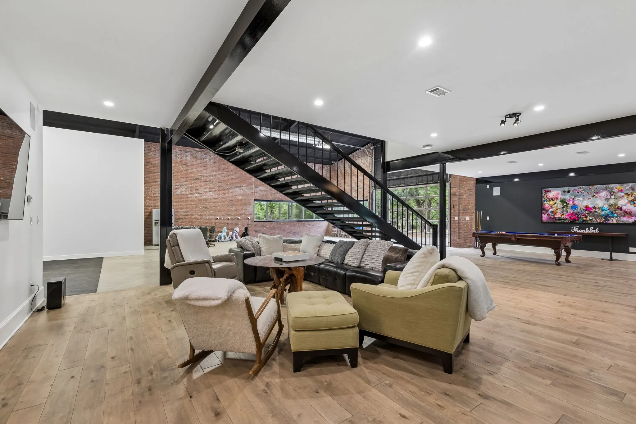 Single Family Residence For Sale in Cooke County , 1306 Morrow Road, Valley View, Texas 76272, 2 Bedrooms, 2 Bathrooms, Garage spaces, 3,999 Sqft, built in 2018, Price $2,800,000, mls#21283256, Real Estate Agent in Valley View, Homes For Sale in Cooke county, Homes For Sale in Valley View, Realtor in Valley View Texas, Real Estate Brokerage Independent Realty Texas, Luminita Cordes Realtor