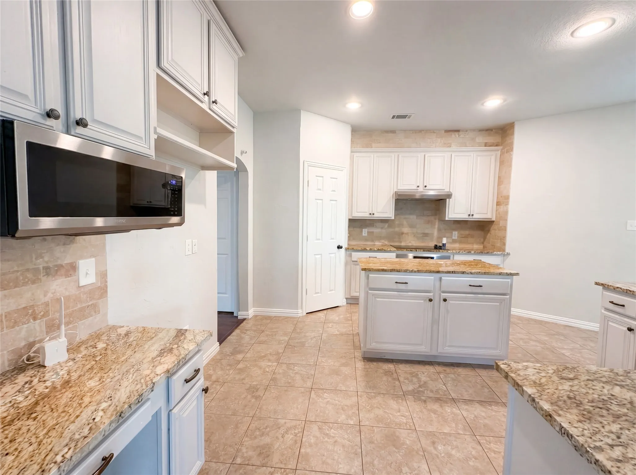 Single Family Residence For Sale in Collin County , 4536 Risinghill Drive, Plano, Texas 75024, 4 Bedroom, 4 Bathroom, 2 Garage spaces, 3,294 Sqft, built in 2000, mls#21283268, Real Estate Agent in Plano, Homes For Sale in Collin county, Homes For Sale in Plano, Realtor in Plano Texas, Real Estate Brokerage Independent Realty Texas, Luminita Cordes Realtor
