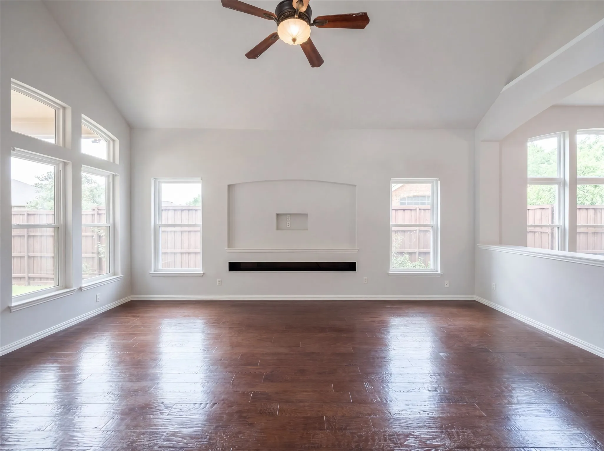 Single Family Residence For Sale in Collin County , 4536 Risinghill Drive, Plano, Texas 75024, 4 Bedroom, 4 Bathroom, 2 Garage spaces, 3,294 Sqft, built in 2000, mls#21283268, Real Estate Agent in Plano, Homes For Sale in Collin county, Homes For Sale in Plano, Realtor in Plano Texas, Real Estate Brokerage Independent Realty Texas, Luminita Cordes Realtor