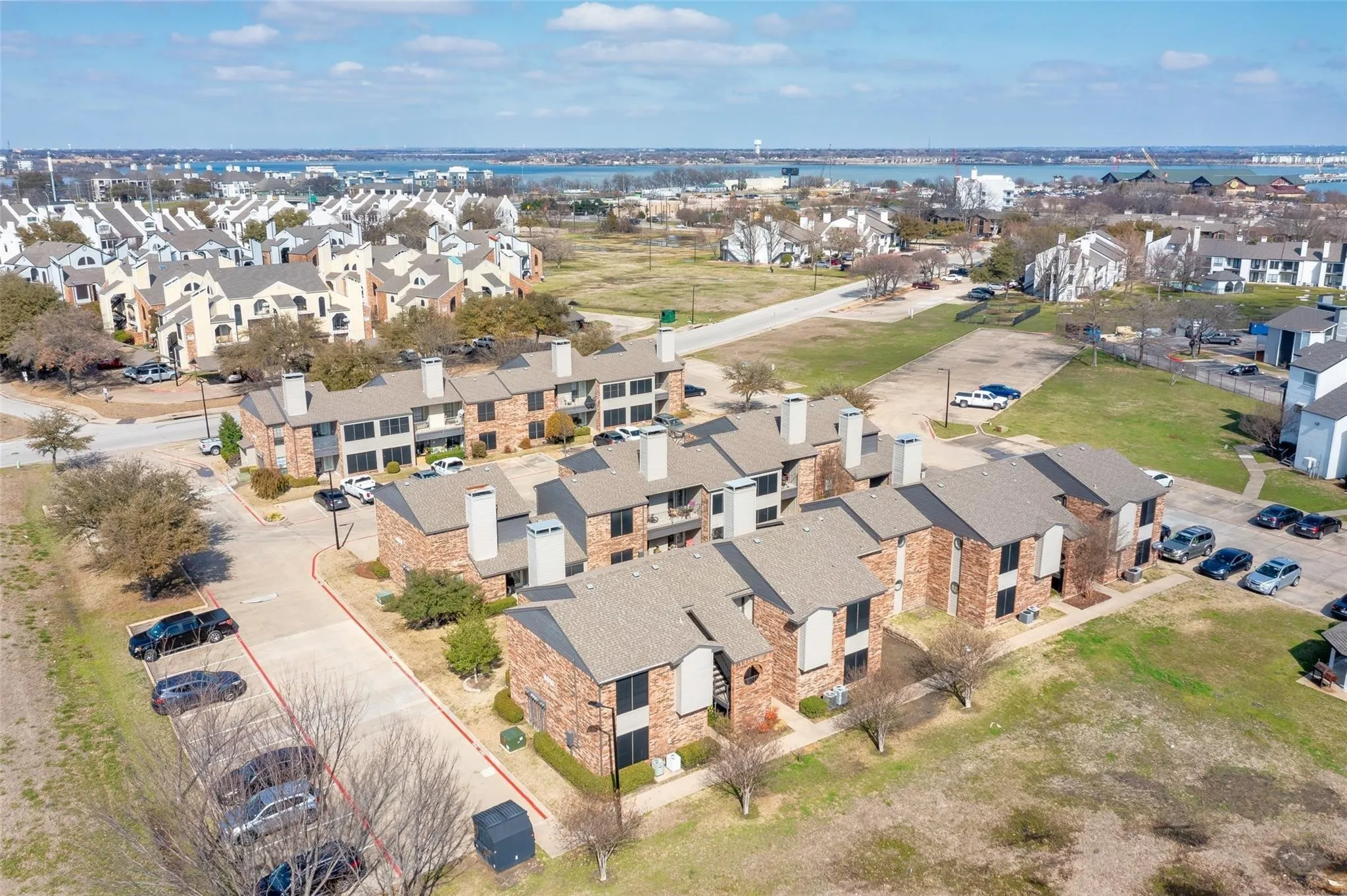Condominium For Rent in Dallas County , 6002 Marvin Loving Drive 203, Garland, Texas 75043, 2 Bedrooms, 2 Bathrooms, Garage spaces, 1,060 Sqft, built in 1982, Price $1,425, mls#21283285, Real Estate Agent in Garland, Homes For Rent in Dallas county, Homes For Rent in Garland, Realtor in Garland Texas, Real Estate Brokerage Independent Realty Texas, Luminita Cordes Realtor