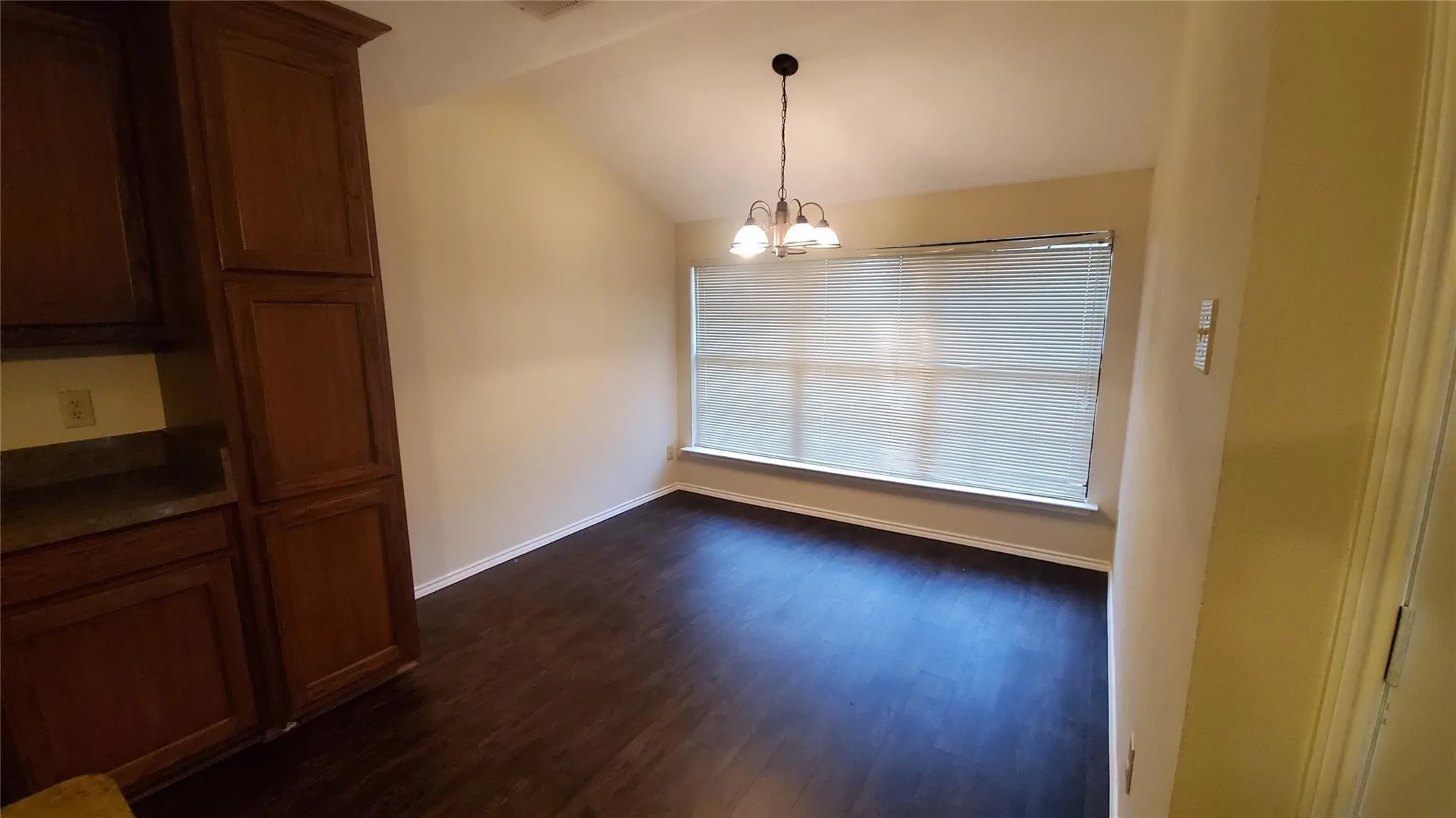 Condominium For Rent in Dallas County , 6002 Marvin Loving Drive 203, Garland, Texas 75043, 2 Bedrooms, 2 Bathrooms, Garage spaces, 1,060 Sqft, built in 1982, Price $1,425, mls#21283285, Real Estate Agent in Garland, Homes For Rent in Dallas county, Homes For Rent in Garland, Realtor in Garland Texas, Real Estate Brokerage Independent Realty Texas, Luminita Cordes Realtor