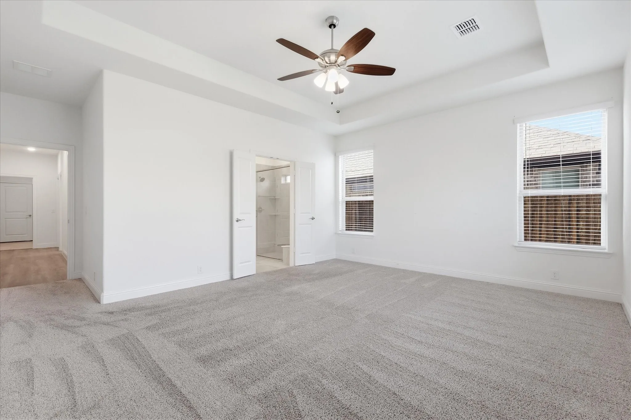 Single Family Residence For Sale in Denton County , 208 Lakewood Lane, Ponder, Texas 76259, 5 Bedroom, 4 Bathroom, 2 Garage spaces, 3,479 Sqft, built in 2023, Price $555,000, mls#21281706, Real Estate Agent in Ponder, Homes For Sale in Denton county, Homes For Sale in Ponder, Realtor in Ponder Texas, Real Estate Brokerage Independent Realty Texas, Luminita Cordes Realtor