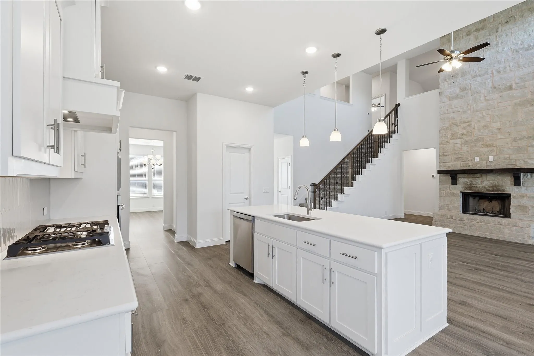 Single Family Residence For Sale in Denton County , 208 Lakewood Lane, Ponder, Texas 76259, 5 Bedroom, 4 Bathroom, 2 Garage spaces, 3,479 Sqft, built in 2023, Price $555,000, mls#21281706, Real Estate Agent in Ponder, Homes For Sale in Denton county, Homes For Sale in Ponder, Realtor in Ponder Texas, Real Estate Brokerage Independent Realty Texas, Luminita Cordes Realtor