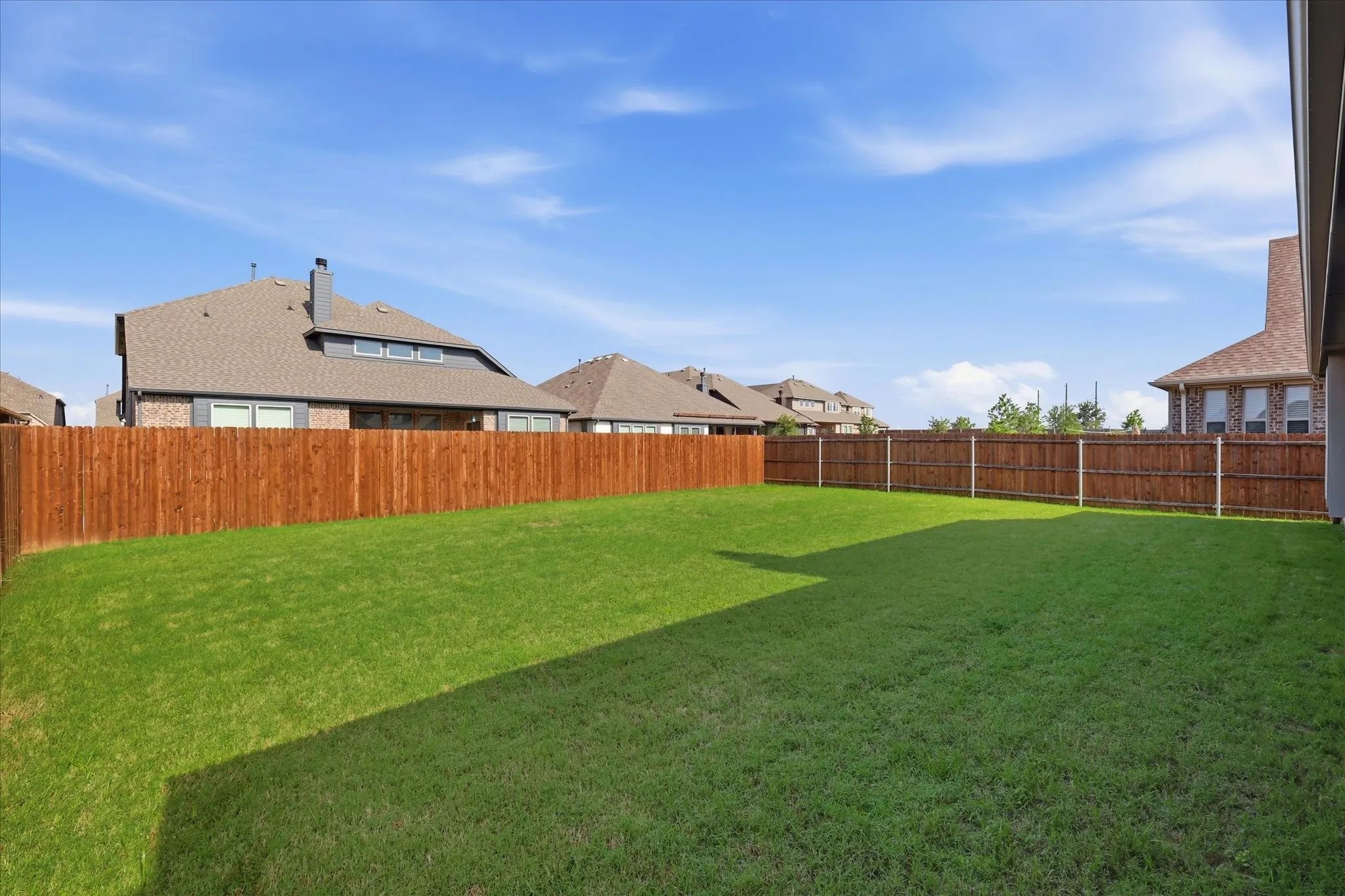 Single Family Residence For Sale in Denton County , 208 Lakewood Lane, Ponder, Texas 76259, 5 Bedroom, 4 Bathroom, 2 Garage spaces, 3,479 Sqft, built in 2023, Price $555,000, mls#21281706, Real Estate Agent in Ponder, Homes For Sale in Denton county, Homes For Sale in Ponder, Realtor in Ponder Texas, Real Estate Brokerage Independent Realty Texas, Luminita Cordes Realtor