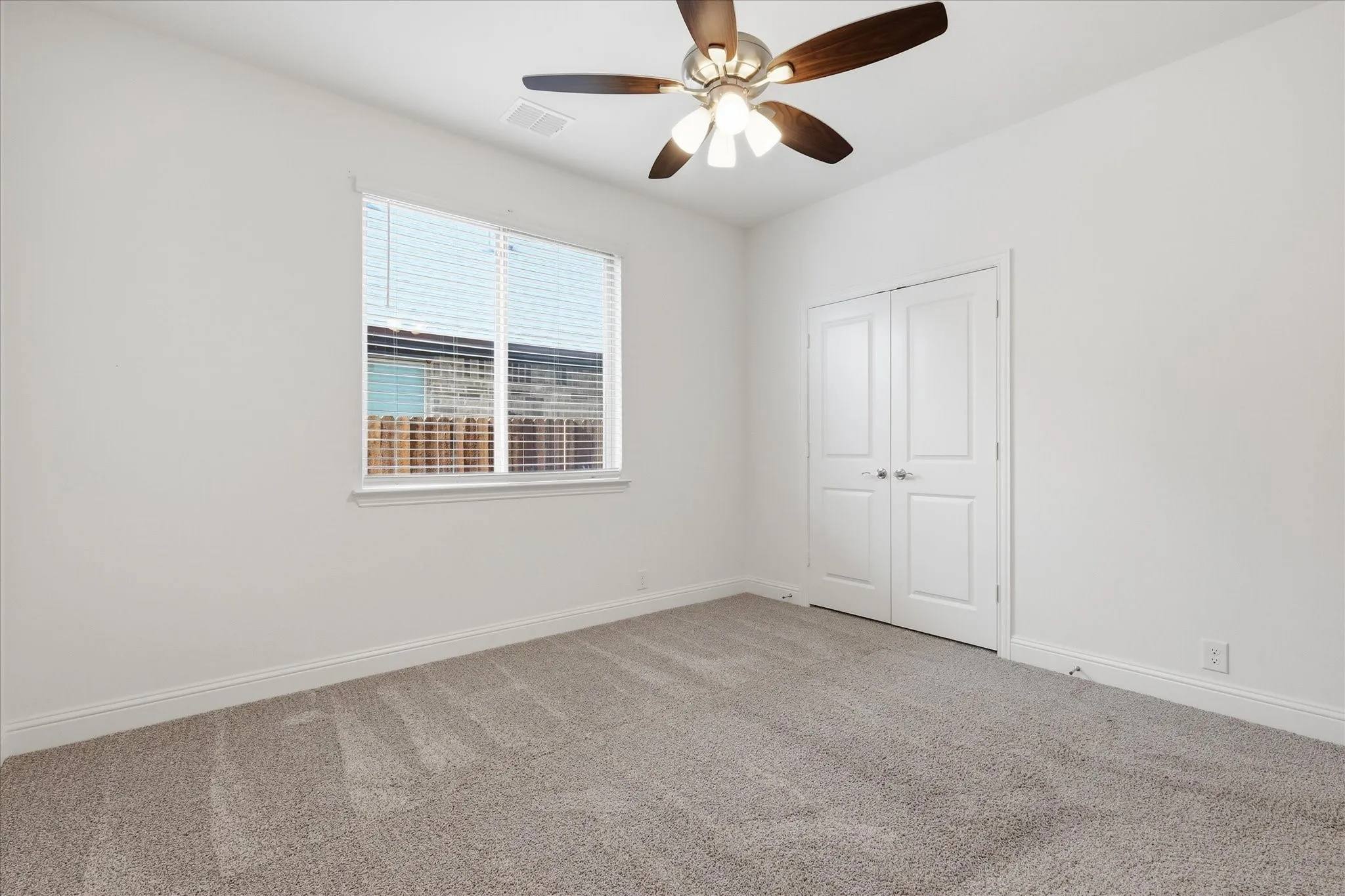 Single Family Residence For Sale in Denton County , 208 Lakewood Lane, Ponder, Texas 76259, 5 Bedroom, 4 Bathroom, 2 Garage spaces, 3,479 Sqft, built in 2023, Price $555,000, mls#21281706, Real Estate Agent in Ponder, Homes For Sale in Denton county, Homes For Sale in Ponder, Realtor in Ponder Texas, Real Estate Brokerage Independent Realty Texas, Luminita Cordes Realtor