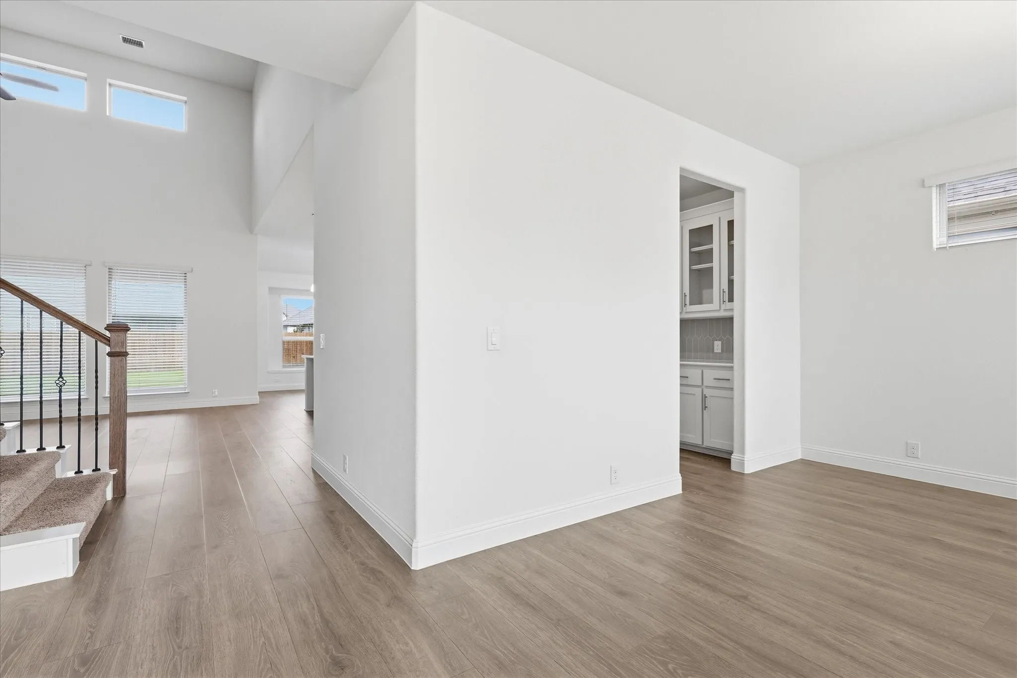 Single Family Residence For Sale in Denton County , 208 Lakewood Lane, Ponder, Texas 76259, 5 Bedroom, 4 Bathroom, 2 Garage spaces, 3,479 Sqft, built in 2023, Price $555,000, mls#21281706, Real Estate Agent in Ponder, Homes For Sale in Denton county, Homes For Sale in Ponder, Realtor in Ponder Texas, Real Estate Brokerage Independent Realty Texas, Luminita Cordes Realtor