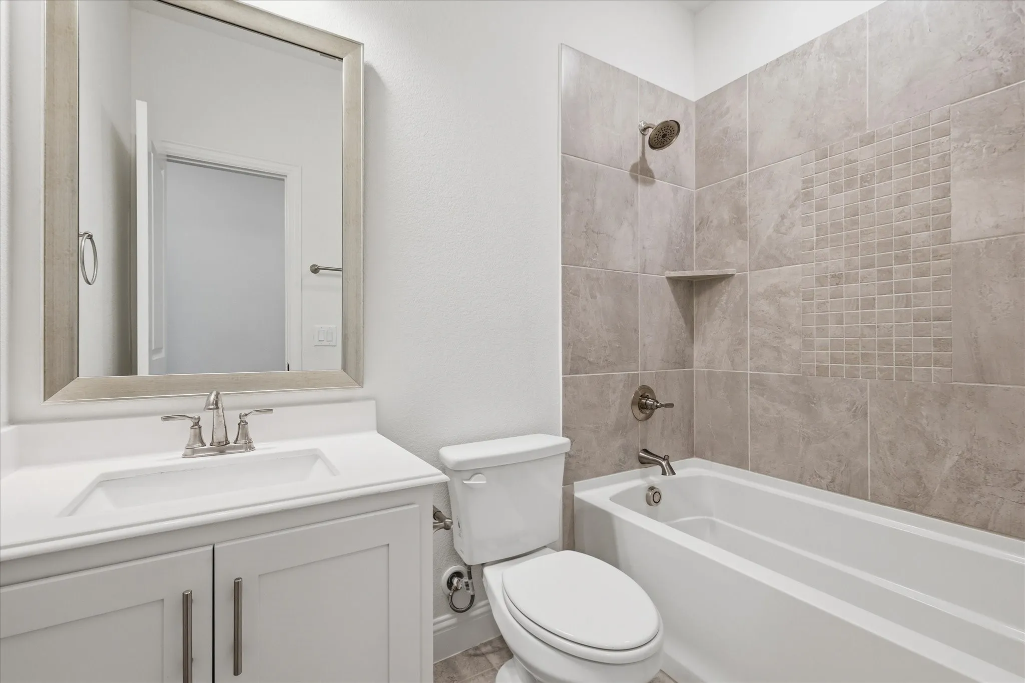 Single Family Residence For Sale in Denton County , 208 Lakewood Lane, Ponder, Texas 76259, 5 Bedroom, 4 Bathroom, 2 Garage spaces, 3,479 Sqft, built in 2023, Price $555,000, mls#21281706, Real Estate Agent in Ponder, Homes For Sale in Denton county, Homes For Sale in Ponder, Realtor in Ponder Texas, Real Estate Brokerage Independent Realty Texas, Luminita Cordes Realtor