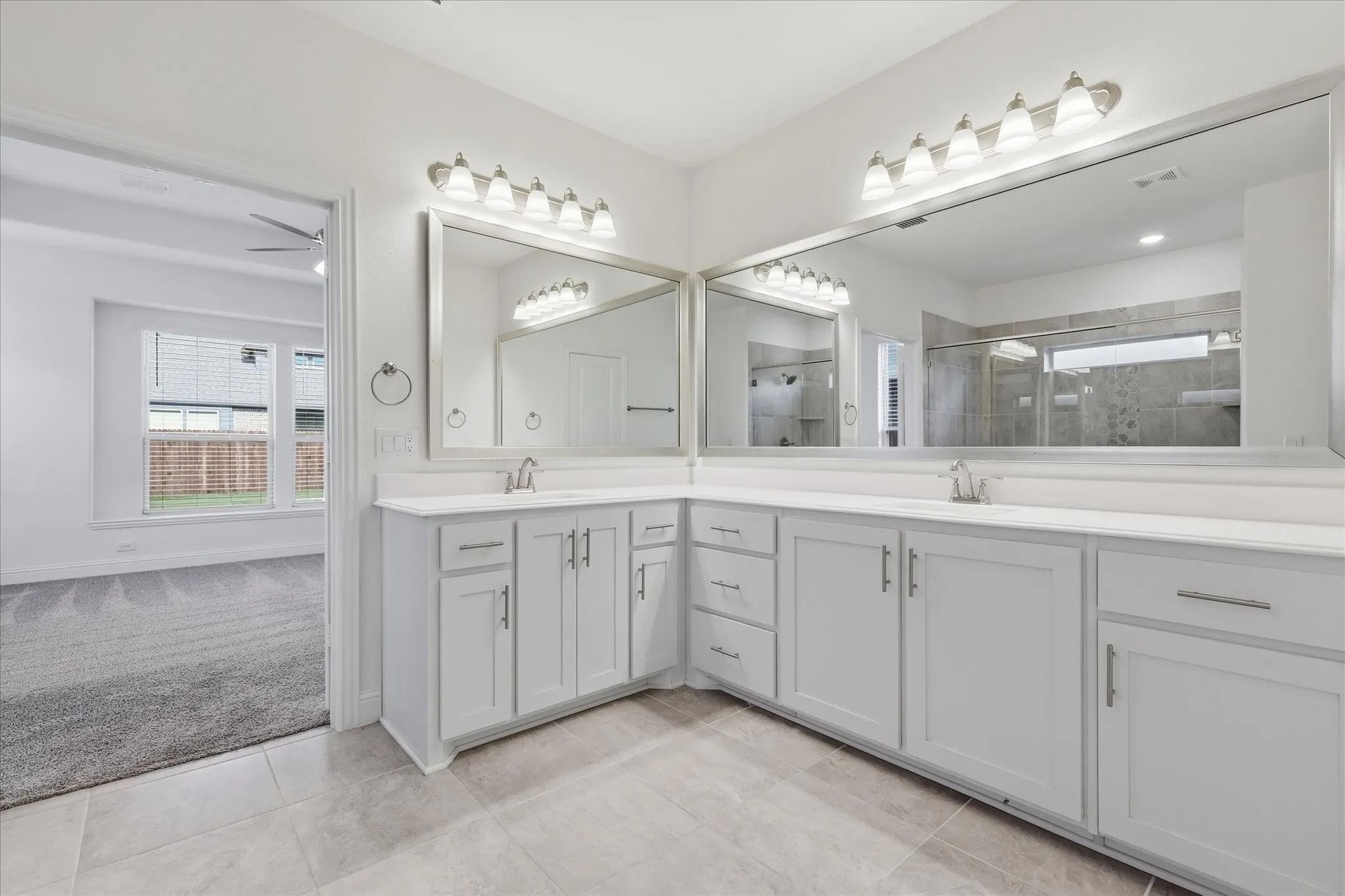 Single Family Residence For Sale in Denton County , 208 Lakewood Lane, Ponder, Texas 76259, 5 Bedroom, 4 Bathroom, 2 Garage spaces, 3,479 Sqft, built in 2023, Price $555,000, mls#21281706, Real Estate Agent in Ponder, Homes For Sale in Denton county, Homes For Sale in Ponder, Realtor in Ponder Texas, Real Estate Brokerage Independent Realty Texas, Luminita Cordes Realtor