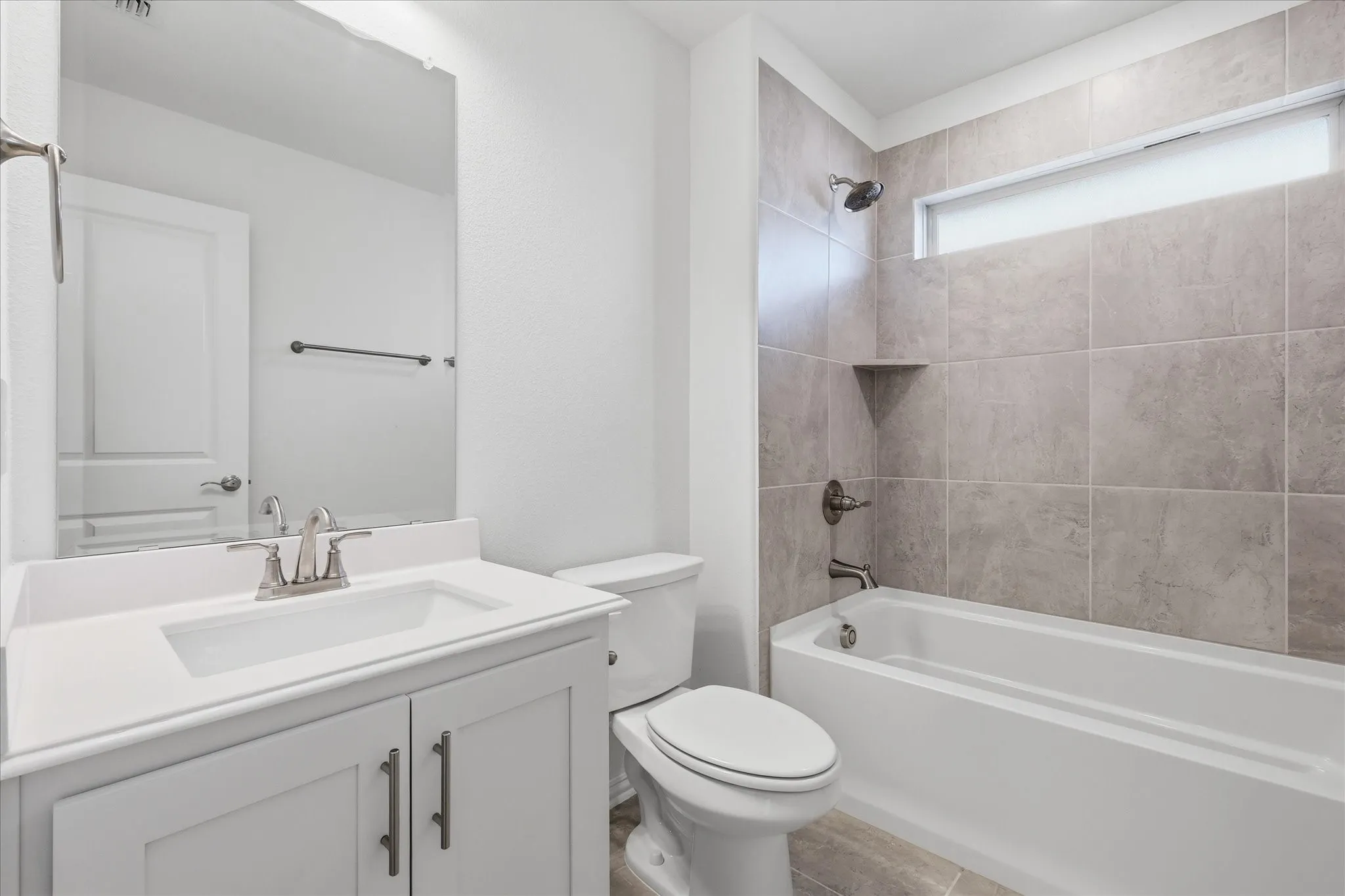 Single Family Residence For Sale in Denton County , 208 Lakewood Lane, Ponder, Texas 76259, 5 Bedroom, 4 Bathroom, 2 Garage spaces, 3,479 Sqft, built in 2023, Price $555,000, mls#21281706, Real Estate Agent in Ponder, Homes For Sale in Denton county, Homes For Sale in Ponder, Realtor in Ponder Texas, Real Estate Brokerage Independent Realty Texas, Luminita Cordes Realtor