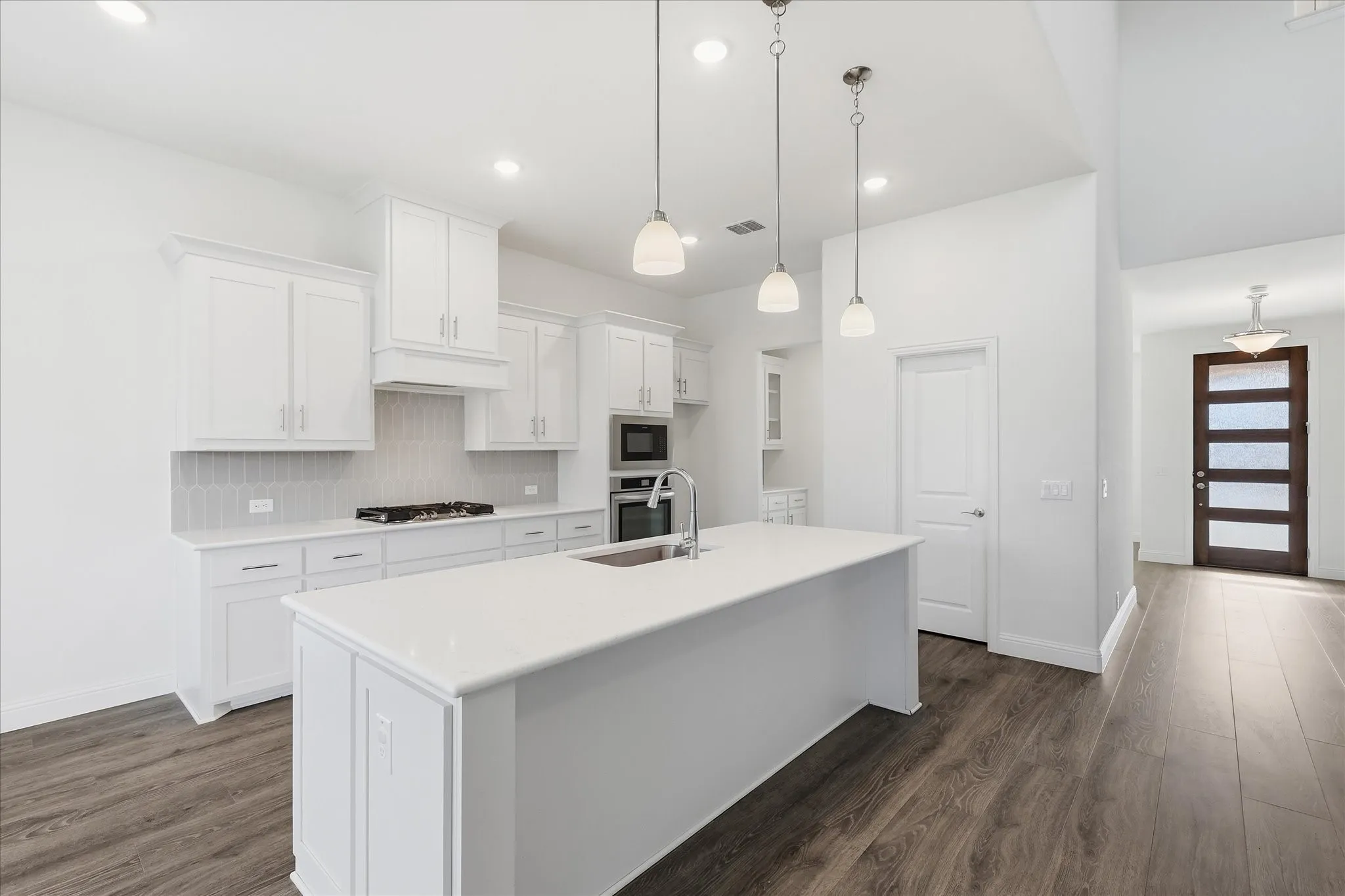 Single Family Residence For Sale in Denton County , 208 Lakewood Lane, Ponder, Texas 76259, 5 Bedroom, 4 Bathroom, 2 Garage spaces, 3,479 Sqft, built in 2023, Price $555,000, mls#21281706, Real Estate Agent in Ponder, Homes For Sale in Denton county, Homes For Sale in Ponder, Realtor in Ponder Texas, Real Estate Brokerage Independent Realty Texas, Luminita Cordes Realtor