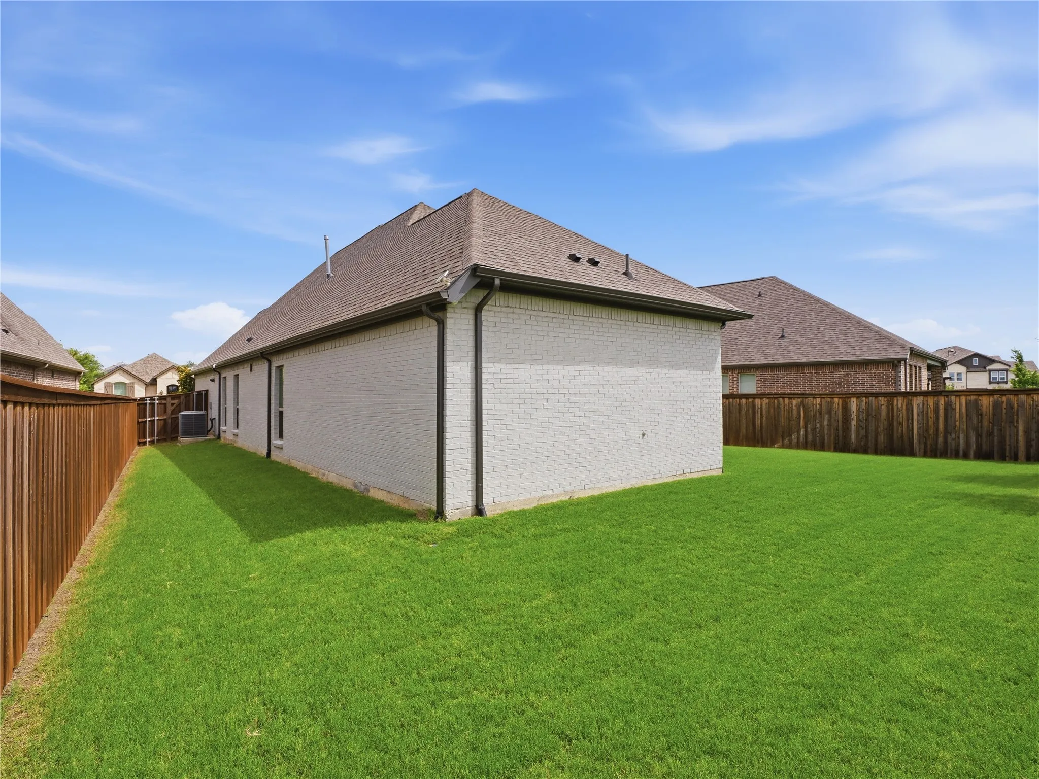 Single Family Residence For Sale in Collin County , 8216 San Bernard, Mc Kinney, Texas 75071, 4 Bedroom, 2 Bathroom, 2 Garage spaces, 1,992 Sqft, built in 2021, mls#21281830, Real Estate Agent in Mc Kinney, Homes For Sale in Collin county, Homes For Sale in Mc Kinney, Realtor in Mc Kinney Texas, Real Estate Brokerage Independent Realty Texas, Luminita Cordes Realtor