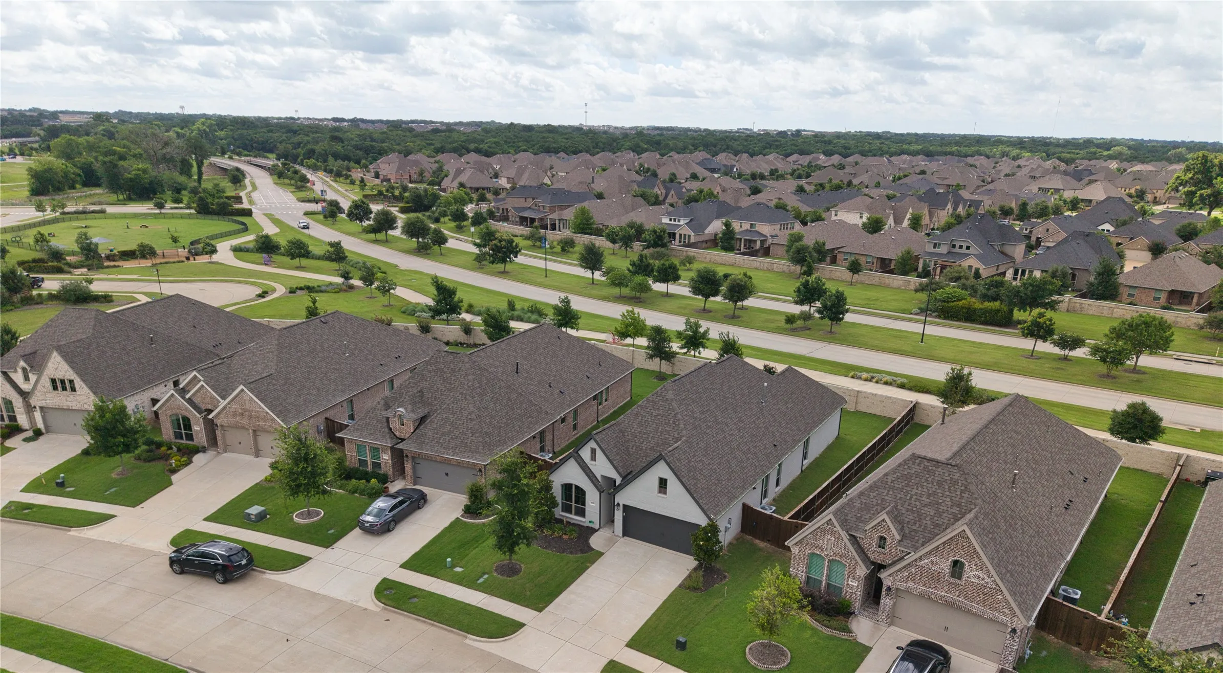 Single Family Residence For Sale in Collin County , 8216 San Bernard, Mc Kinney, Texas 75071, 4 Bedroom, 2 Bathroom, 2 Garage spaces, 1,992 Sqft, built in 2021, mls#21281830, Real Estate Agent in Mc Kinney, Homes For Sale in Collin county, Homes For Sale in Mc Kinney, Realtor in Mc Kinney Texas, Real Estate Brokerage Independent Realty Texas, Luminita Cordes Realtor