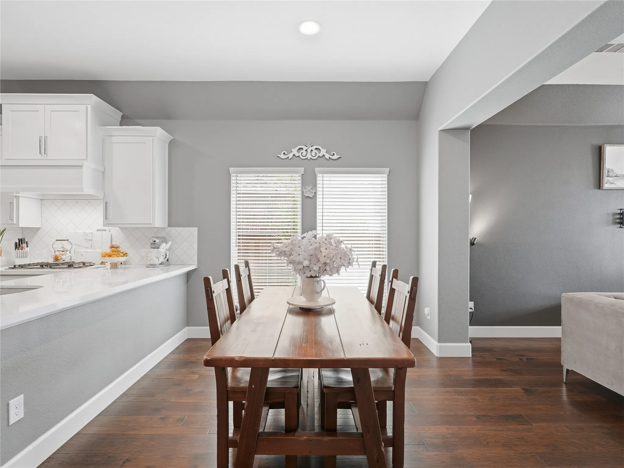 Single Family Residence For Sale in Collin County , 8216 San Bernard, Mc Kinney, Texas 75071, 4 Bedroom, 2 Bathroom, 2 Garage spaces, 1,992 Sqft, built in 2021, mls#21281830, Real Estate Agent in Mc Kinney, Homes For Sale in Collin county, Homes For Sale in Mc Kinney, Realtor in Mc Kinney Texas, Real Estate Brokerage Independent Realty Texas, Luminita Cordes Realtor