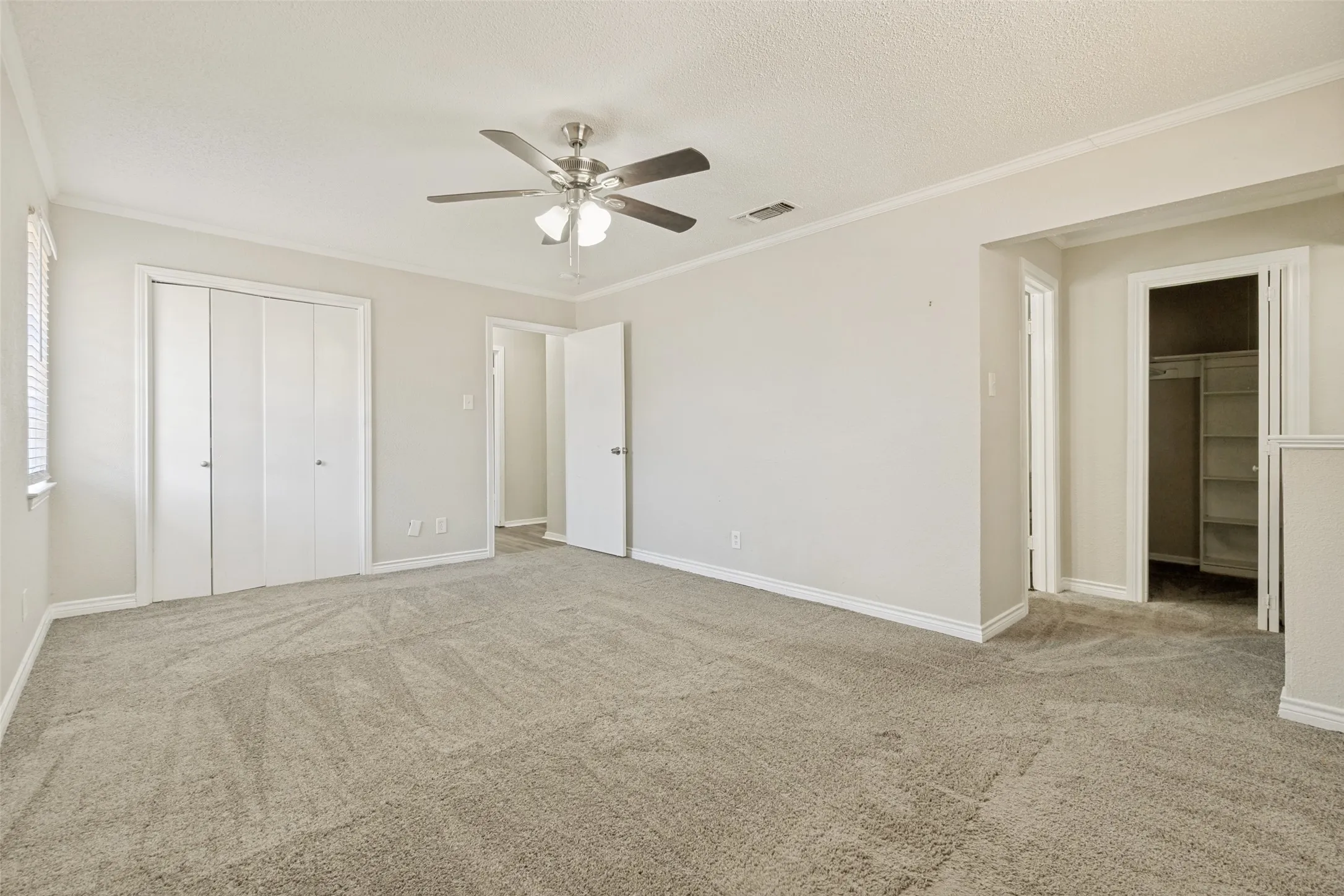 Single Family Residence For Sale in Dallas County , 1317 Mount Vernon Drive, Mesquite, Texas 75149, 4 Bedrooms, 2 Bathrooms, 2 Garage spaces, 2,317 Sqft, built in 1968, Price $360,000, mls#21283239, Real Estate Agent in Mesquite, Homes For Sale in Dallas county, Homes For Sale in Mesquite, Realtor in Mesquite Texas, Real Estate Brokerage Independent Realty Texas, Luminita Cordes Realtor