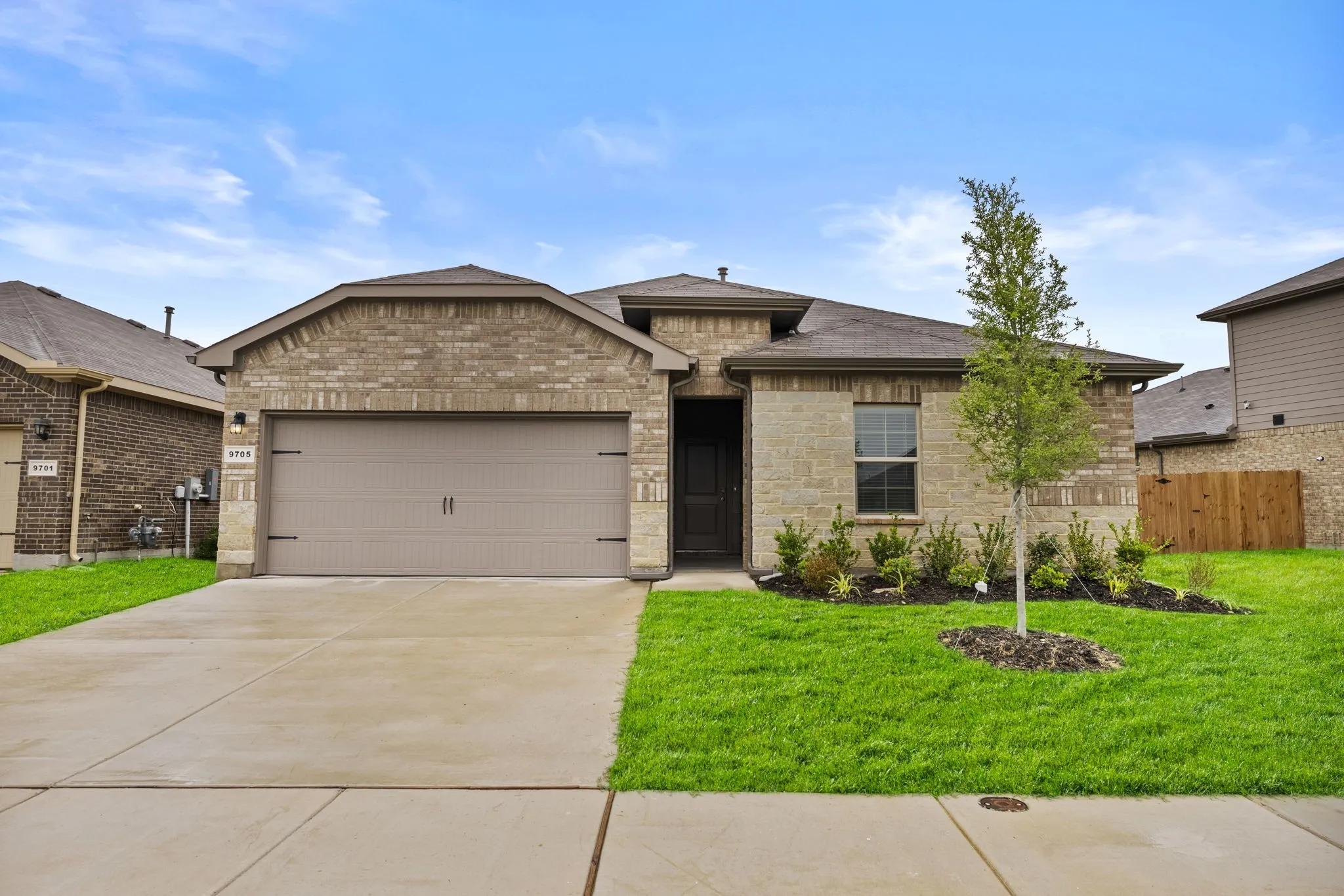 Single Family Residence For Sale in Johnson County , 9705 Austin Hollow Road, Crowley, Texas 76036, 3 Bedrooms, 2 Bathrooms, 2 Garage spaces, 1,446 Sqft, built in 2025, Price $324,500, mls#21283305, Real Estate Agent in Crowley, Homes For Sale in Johnson county, Homes For Sale in Crowley, Realtor in Crowley Texas, Real Estate Brokerage Independent Realty Texas, Luminita Cordes Realtor