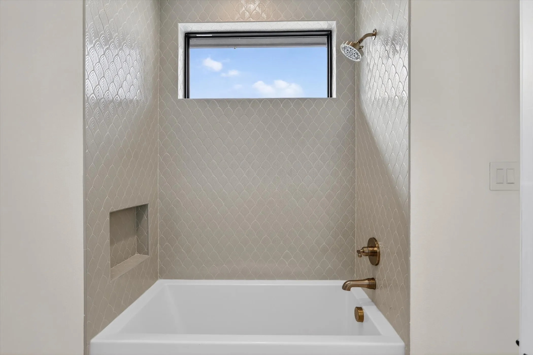 Single Family Residence For Sale in Dallas County , 10140 Lakemere Drive, Dallas, Texas 75238, 5 Bedroom, 4 Bathroom, 2 Garage spaces, 4,232 Sqft, built in 2026, Price $1,785,000, mls#21283326, Real Estate Agent in Dallas, Homes For Sale in Dallas county, Homes For Sale in Dallas, Realtor in Dallas Texas, Real Estate Brokerage Independent Realty Texas, Luminita Cordes Realtor