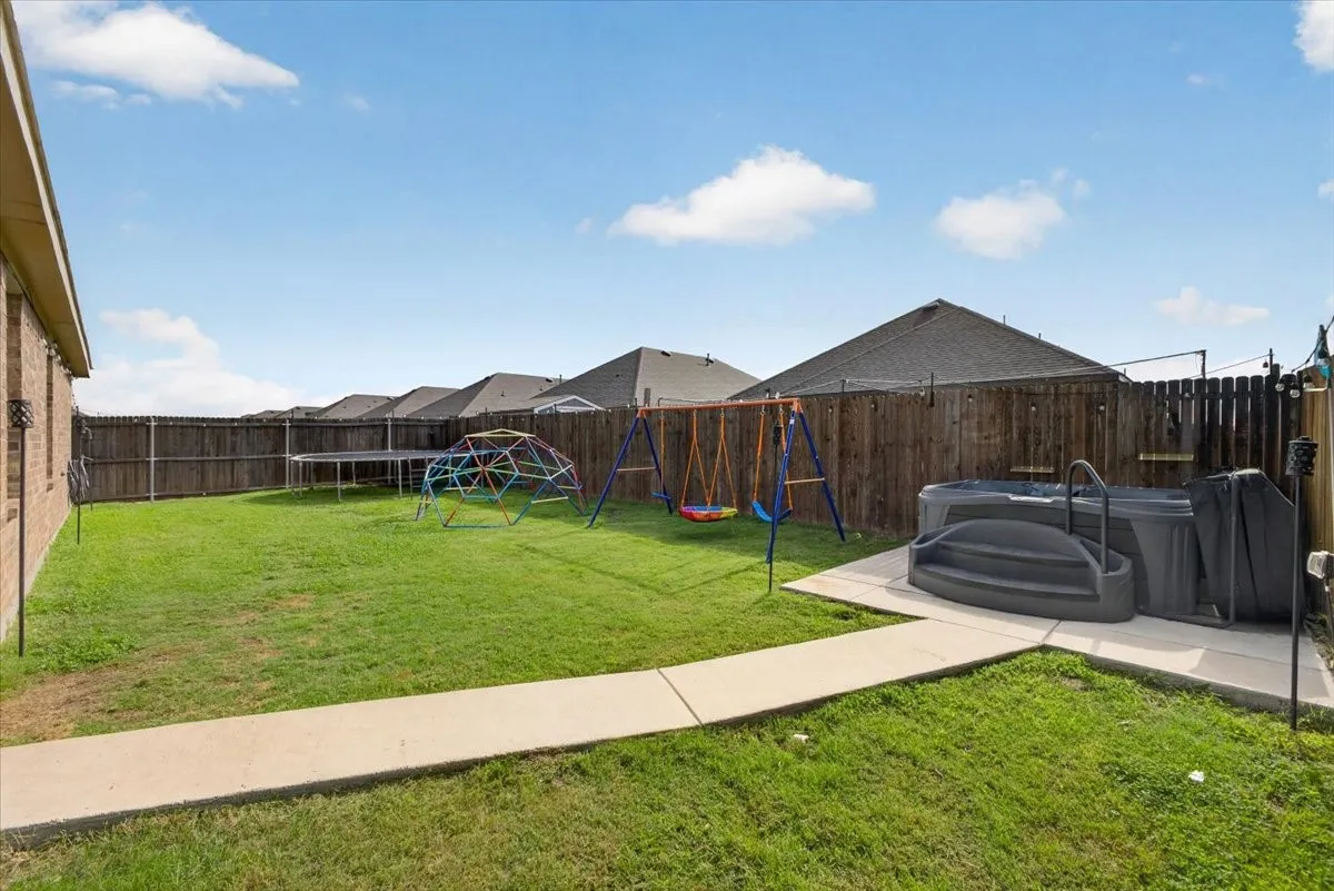 Single Family Residence For Sale in Hunt County , 146 Whitetail Way, Caddo Mills, Texas 75135, 4 Bedroom, 3 Bathroom, 2 Garage spaces, 2,081 Sqft, built in 2022, mls#21282529, Real Estate Agent in Caddo Mills, Homes For Sale in Hunt county, Homes For Sale in Caddo Mills, Realtor in Caddo Mills Texas, Real Estate Brokerage Independent Realty Texas, Luminita Cordes Realtor