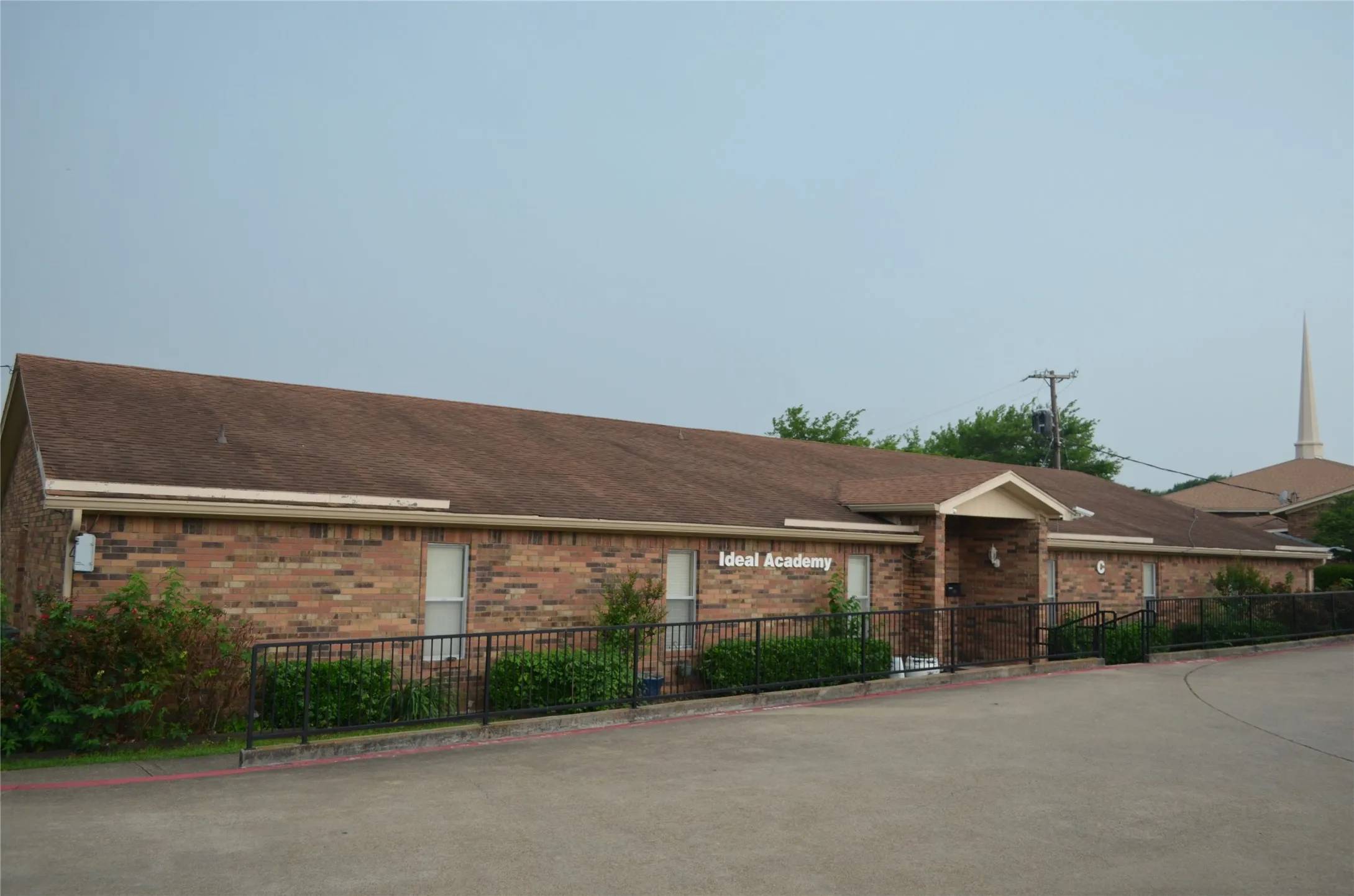 Business For Rent in Dallas County , 1000 E Red Bird Lane C, Dallas, Texas 75241, 0, 0, Garage spaces, 0 Sqft, built in 2013, Price $21,000, mls#21277404, Real Estate Agent in Dallas, Homes For Rent in Dallas county, Homes For Rent in Dallas, Realtor in Dallas Texas, Real Estate Brokerage Independent Realty Texas, Luminita Cordes Realtor