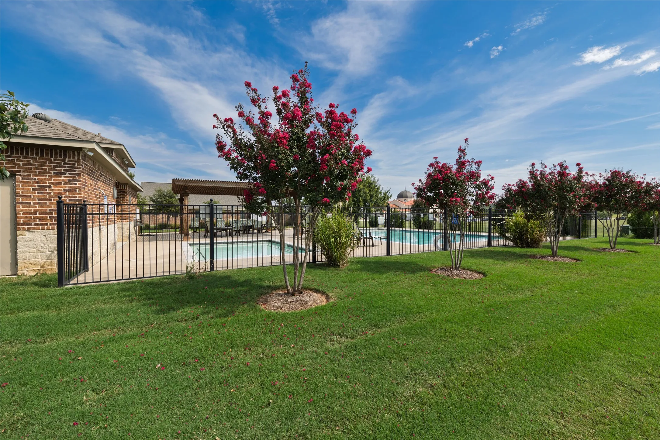 Single Family Residence For Sale in Denton County , 9608 Creekmere Drive, Denton, Texas 76226, 4 Bedroom, 4 Bathroom, 2 Garage spaces, 3,166 Sqft, built in 2018, mls#21283392, Real Estate Agent in Denton, Homes For Sale in Denton county, Homes For Sale in Denton, Realtor in Denton Texas, Real Estate Brokerage Independent Realty Texas, Luminita Cordes Realtor