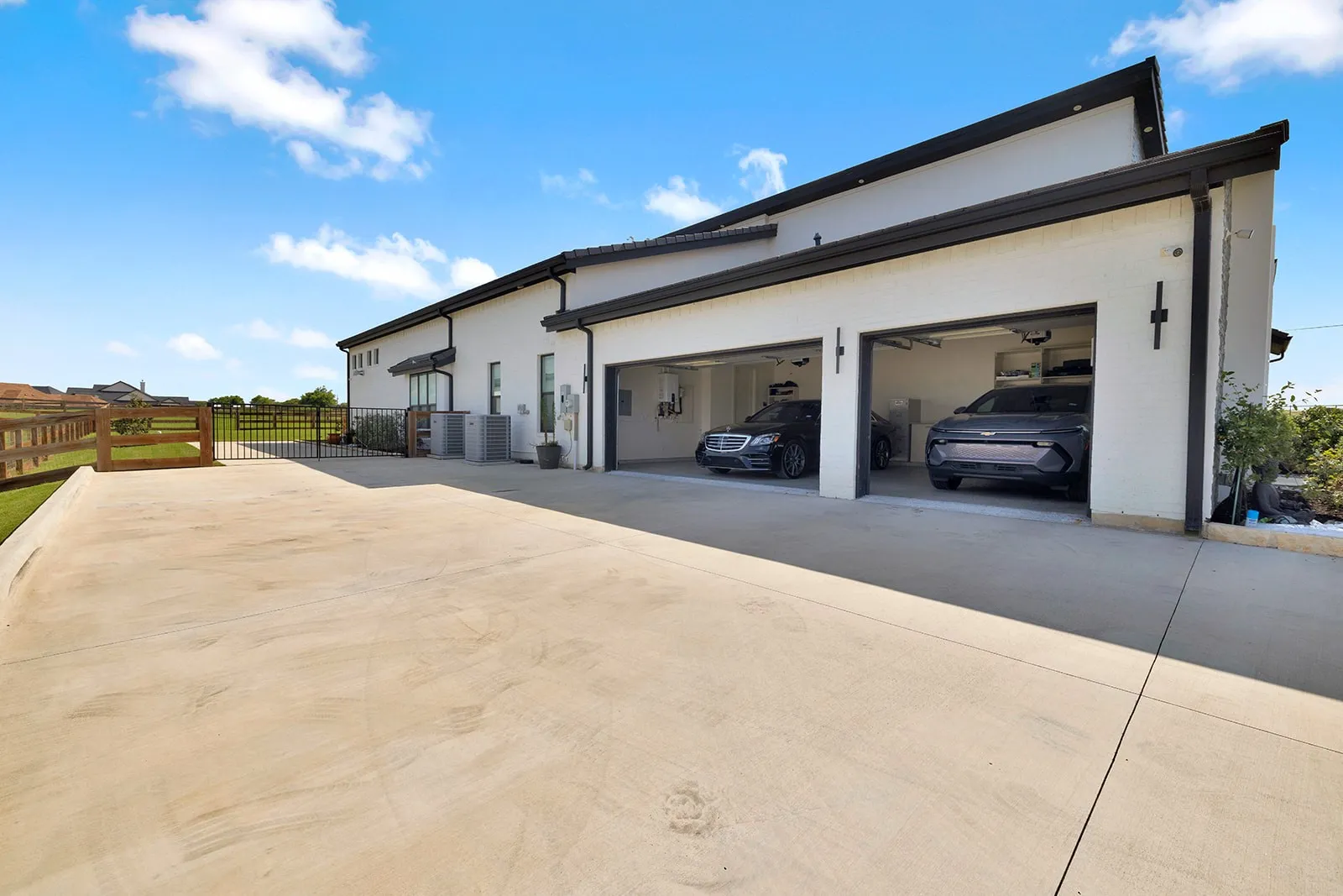 Single Family Residence For Sale in Denton County , 3425 Northwest Crossing, Northlake, Texas 76247, 4 Bedroom, 5 Bathroom, 3 Garage spaces, 5,214 Sqft, built in 2023, mls#21266695, Real Estate Agent in Northlake, Homes For Sale in Denton county, Homes For Sale in Northlake, Realtor in Northlake Texas, Real Estate Brokerage Independent Realty Texas, Luminita Cordes Realtor