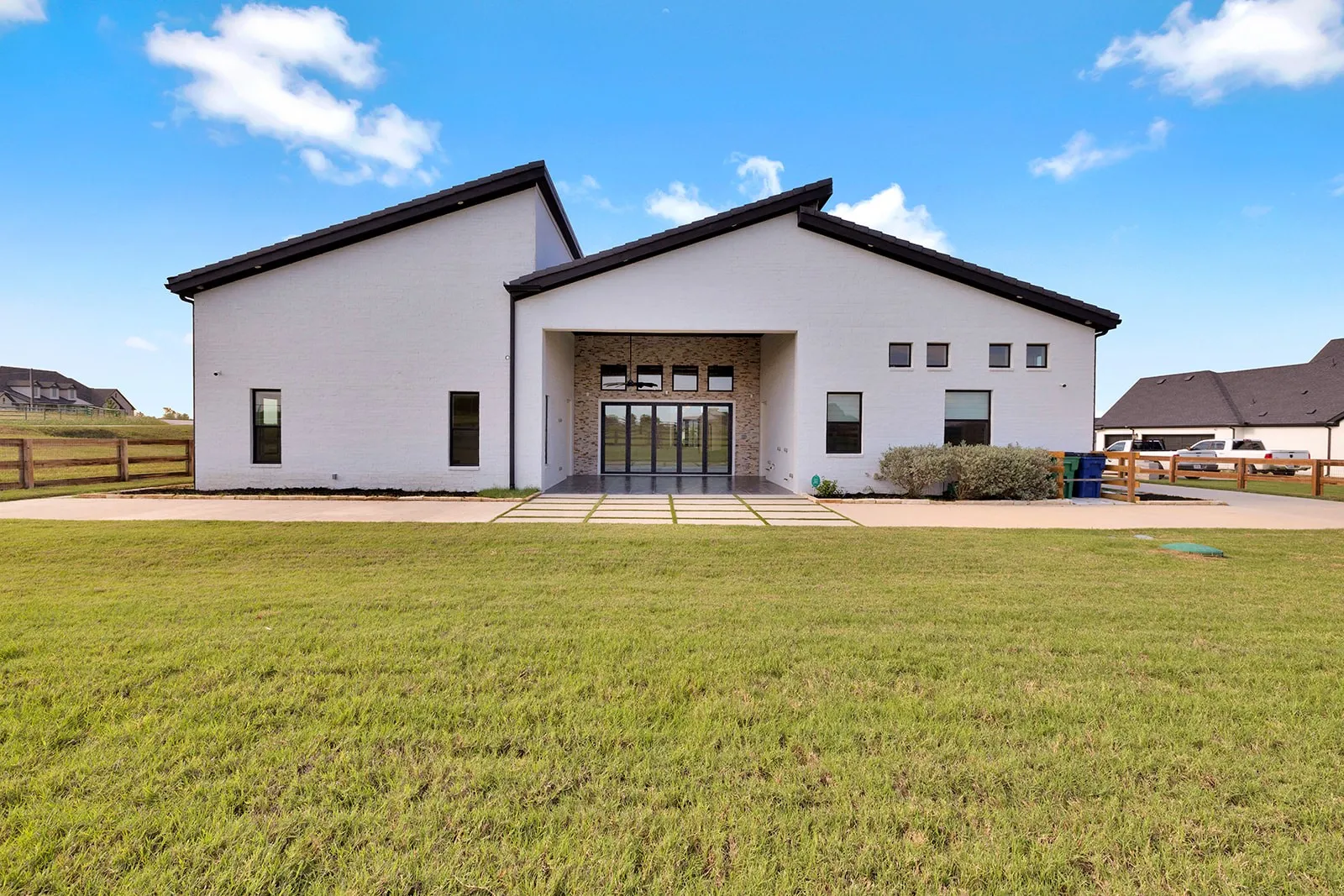 Single Family Residence For Sale in Denton County , 3425 Northwest Crossing, Northlake, Texas 76247, 4 Bedroom, 5 Bathroom, 3 Garage spaces, 5,214 Sqft, built in 2023, mls#21266695, Real Estate Agent in Northlake, Homes For Sale in Denton county, Homes For Sale in Northlake, Realtor in Northlake Texas, Real Estate Brokerage Independent Realty Texas, Luminita Cordes Realtor