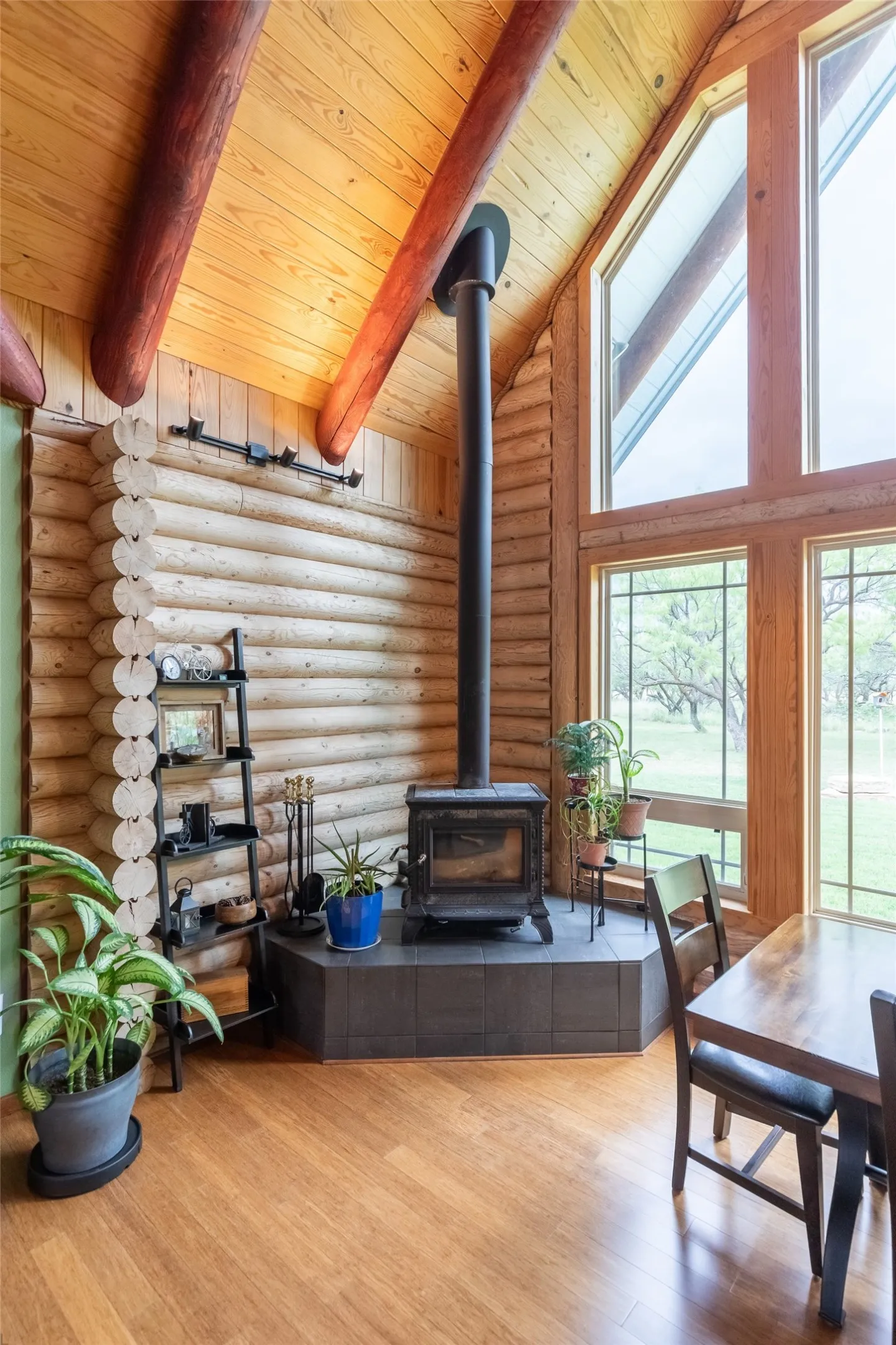 Single Family Residence For Sale in Taylor County , 12313 FM 18, Abilene, Texas 79602, 3 Bedroom, 2 Bathroom, 2 Garage spaces, 2,580 Sqft, built in 2007, mls#21279247, Real Estate Agent in Abilene, Homes For Sale in Taylor county, Homes For Sale in Abilene, Realtor in Abilene Texas, Real Estate Brokerage Independent Realty Texas, Luminita Cordes Realtor