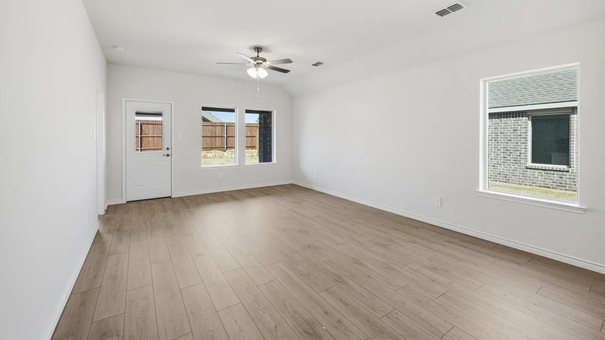 Single Family Residence For Sale in Collin County , 2113 Crockett Way, Anna, Texas 75409, 3 Bedroom, 2 Bathroom, 2 Garage spaces, 1,335 Sqft, built in 2026, mls#21283399, Real Estate Agent in Anna, Homes For Sale in Collin county, Homes For Sale in Anna, Realtor in Anna Texas, Real Estate Brokerage Independent Realty Texas, Luminita Cordes Realtor