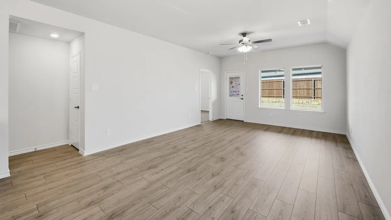 Single Family Residence For Sale in Collin County , 2113 Crockett Way, Anna, Texas 75409, 3 Bedroom, 2 Bathroom, 2 Garage spaces, 1,335 Sqft, built in 2026, mls#21283399, Real Estate Agent in Anna, Homes For Sale in Collin county, Homes For Sale in Anna, Realtor in Anna Texas, Real Estate Brokerage Independent Realty Texas, Luminita Cordes Realtor