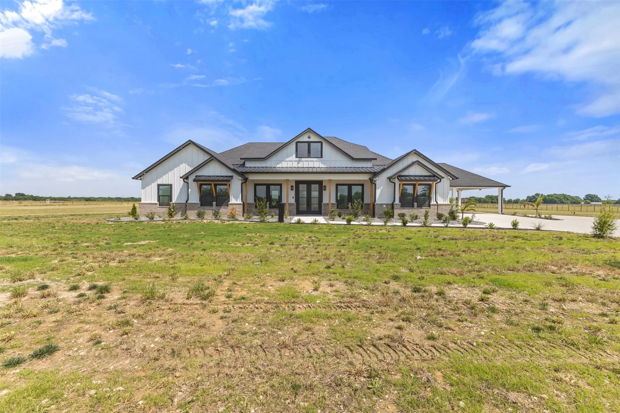 Single Family Residence For Sale in Ellis County , 1271 Old Telico Road, Ennis, Texas 75119, 4 Bedrooms, 4 Bathrooms, Garage spaces, 2,714 Sqft, built in 2024, Price $739,000, mls#21283406, Real Estate Agent in Ennis, Homes For Sale in Ellis county, Homes For Sale in Ennis, Realtor in Ennis Texas, Real Estate Brokerage Independent Realty Texas, Luminita Cordes Realtor