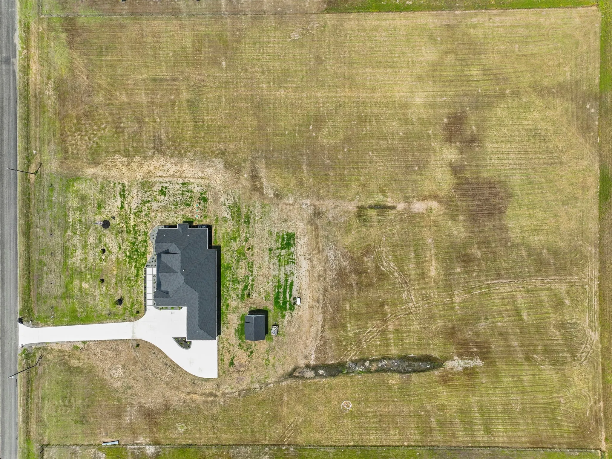Single Family Residence For Sale in Ellis County , 1271 Old Telico Road, Ennis, Texas 75119, 4 Bedrooms, 4 Bathrooms, Garage spaces, 2,714 Sqft, built in 2024, Price $739,000, mls#21283406, Real Estate Agent in Ennis, Homes For Sale in Ellis county, Homes For Sale in Ennis, Realtor in Ennis Texas, Real Estate Brokerage Independent Realty Texas, Luminita Cordes Realtor