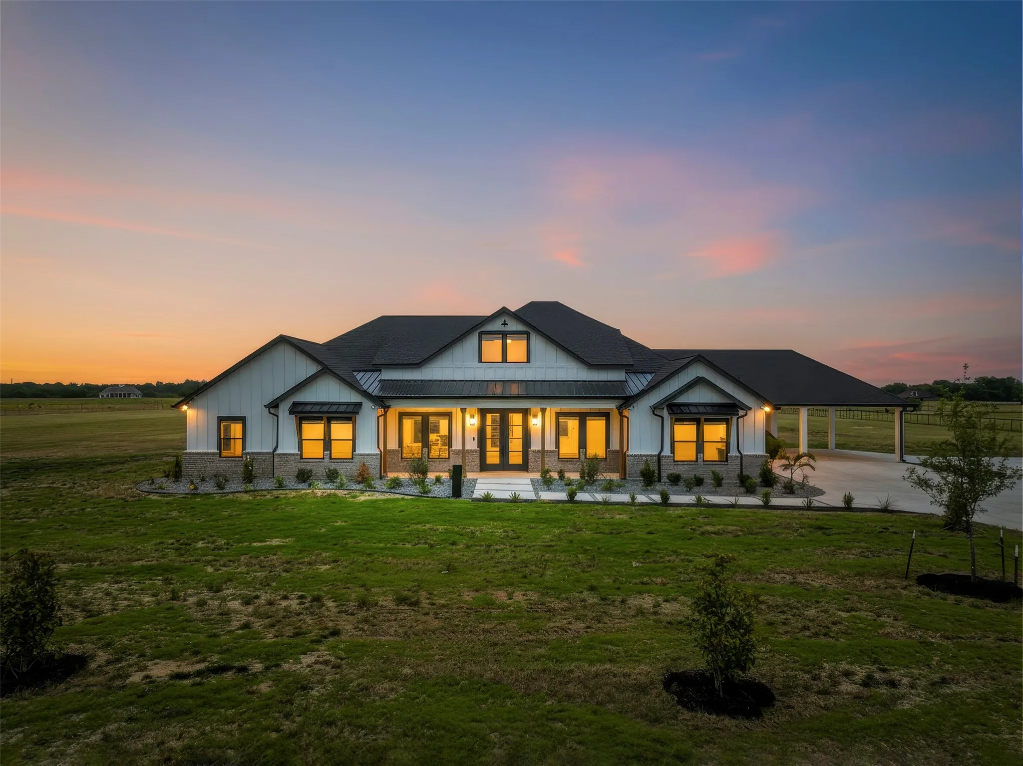 Single Family Residence For Sale in Ellis County , 1271 Old Telico Road, Ennis, Texas 75119, 4 Bedrooms, 4 Bathrooms, Garage spaces, 2,714 Sqft, built in 2024, Price $739,000, mls#21283406, Real Estate Agent in Ennis, Homes For Sale in Ellis county, Homes For Sale in Ennis, Realtor in Ennis Texas, Real Estate Brokerage Independent Realty Texas, Luminita Cordes Realtor