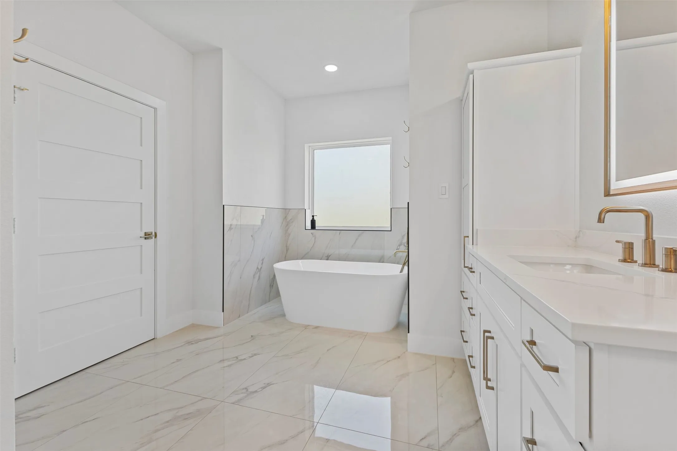 Single Family Residence For Sale in Ellis County , 1271 Old Telico Road, Ennis, Texas 75119, 4 Bedrooms, 4 Bathrooms, Garage spaces, 2,714 Sqft, built in 2024, Price $739,000, mls#21283406, Real Estate Agent in Ennis, Homes For Sale in Ellis county, Homes For Sale in Ennis, Realtor in Ennis Texas, Real Estate Brokerage Independent Realty Texas, Luminita Cordes Realtor