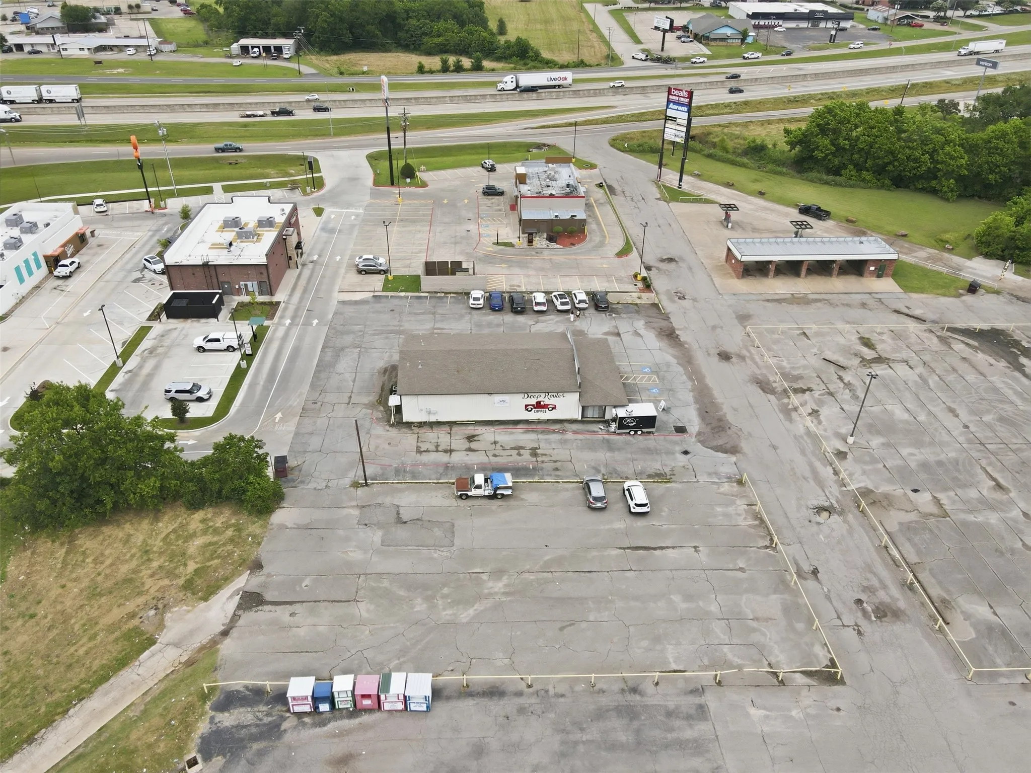 Retail For Sale in Hopkins County , 215 Shannon Road E, Sulphur Springs, Texas 75482, 0, 0, Garage spaces, 0 Sqft, built in 1999, mls#21279288, Real Estate Agent in Sulphur Springs, Homes For Sale in Hopkins county, Homes For Sale in Sulphur Springs, Realtor in Sulphur Springs Texas, Real Estate Brokerage Independent Realty Texas, Luminita Cordes Realtor