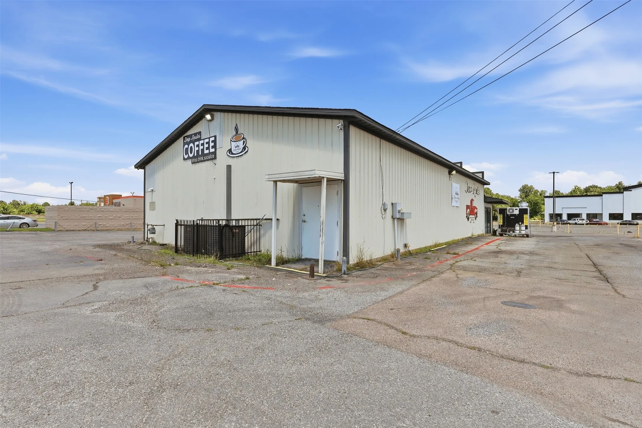 Retail For Sale in Hopkins County , 215 Shannon Road E, Sulphur Springs, Texas 75482, 0, 0, Garage spaces, 0 Sqft, built in 1999, mls#21279288, Real Estate Agent in Sulphur Springs, Homes For Sale in Hopkins county, Homes For Sale in Sulphur Springs, Realtor in Sulphur Springs Texas, Real Estate Brokerage Independent Realty Texas, Luminita Cordes Realtor