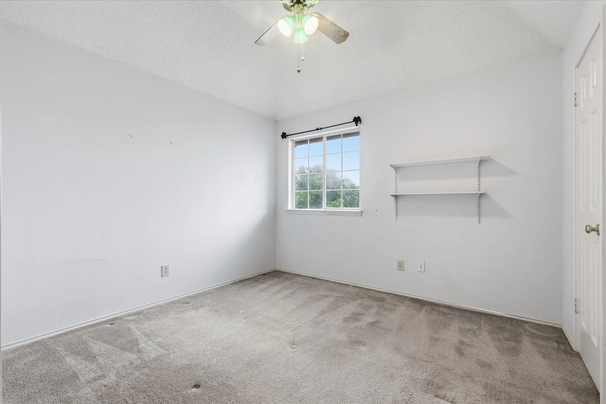 Upstairs Bedroom #3