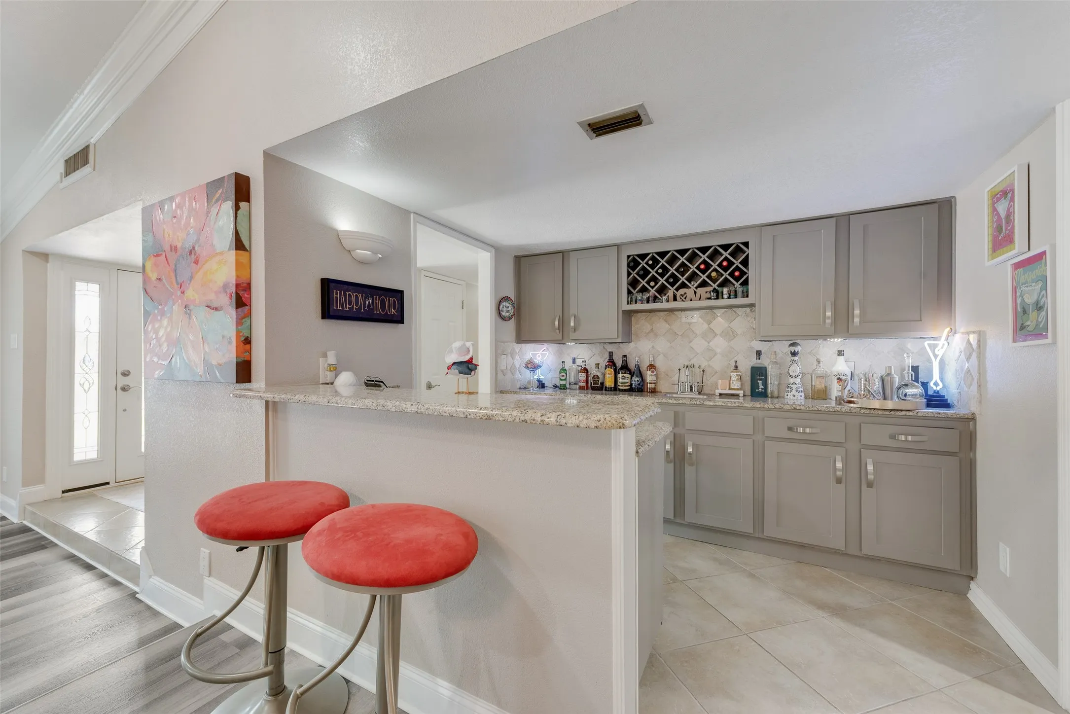 Single Family Residence For Sale in Denton County , 1911 White Rose Lane, Carrollton, Texas 75007, 4 Bedroom, 2 Bathroom, 2 Garage spaces, 2,200 Sqft, built in 1977, Price $549,000, mls#21281515, Real Estate Agent in Carrollton, Homes For Sale in Denton county, Homes For Sale in Carrollton, Realtor in Carrollton Texas, Real Estate Brokerage Independent Realty Texas, Luminita Cordes Realtor