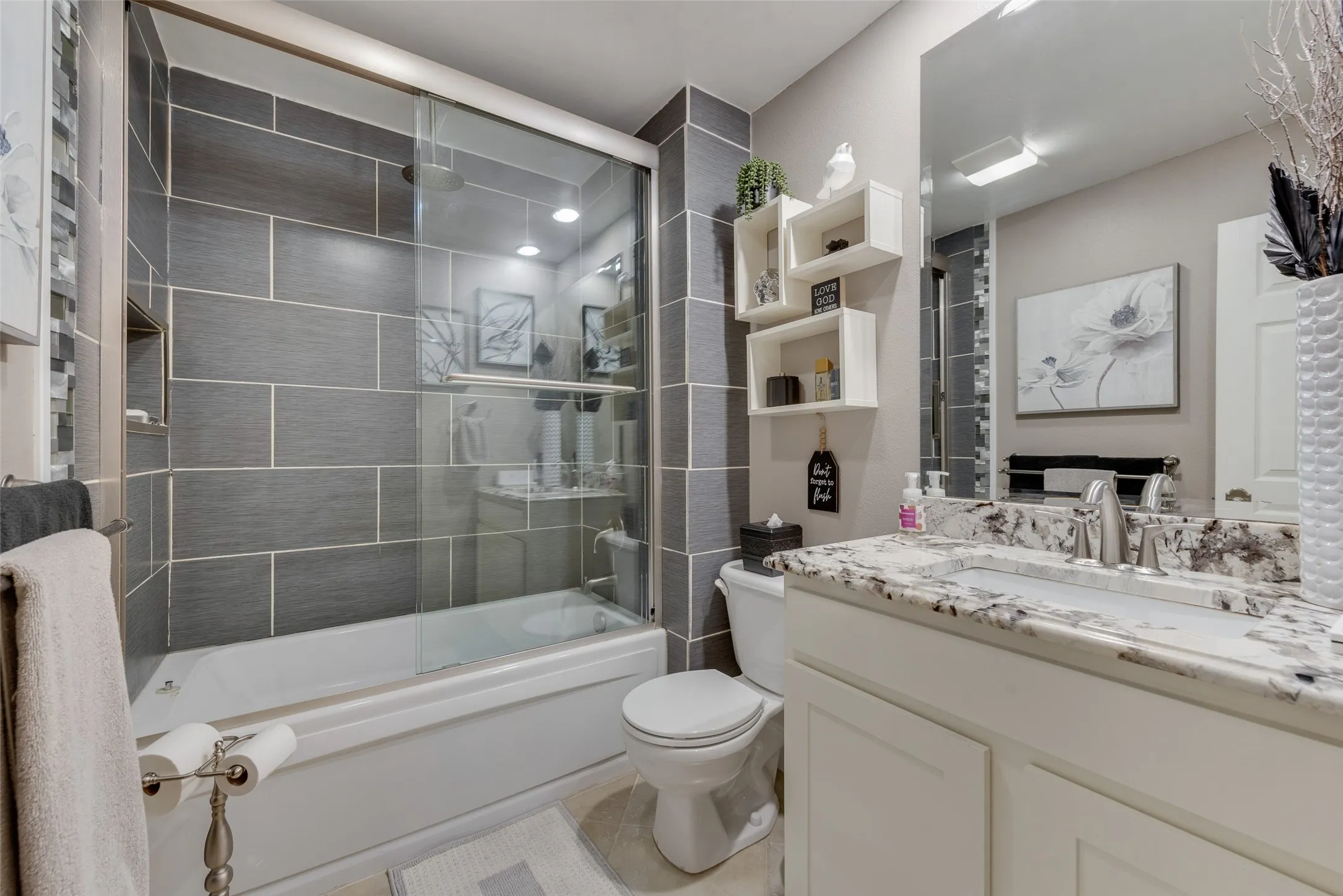 Single Family Residence For Sale in Denton County , 1911 White Rose Lane, Carrollton, Texas 75007, 4 Bedroom, 2 Bathroom, 2 Garage spaces, 2,200 Sqft, built in 1977, Price $549,000, mls#21281515, Real Estate Agent in Carrollton, Homes For Sale in Denton county, Homes For Sale in Carrollton, Realtor in Carrollton Texas, Real Estate Brokerage Independent Realty Texas, Luminita Cordes Realtor