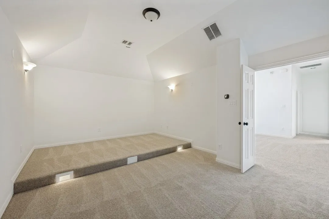 Single Family Residence For Sale in Tarrant County , 233 Chappellet Street, Kennedale, Texas 76060, 5 Bedroom, 4 Bathroom, 2 Garage spaces, 3,684 Sqft, built in 2015, mls#21282434, Real Estate Agent in Kennedale, Homes For Sale in Tarrant county, Homes For Sale in Kennedale, Realtor in Kennedale Texas, Real Estate Brokerage Independent Realty Texas, Luminita Cordes Realtor