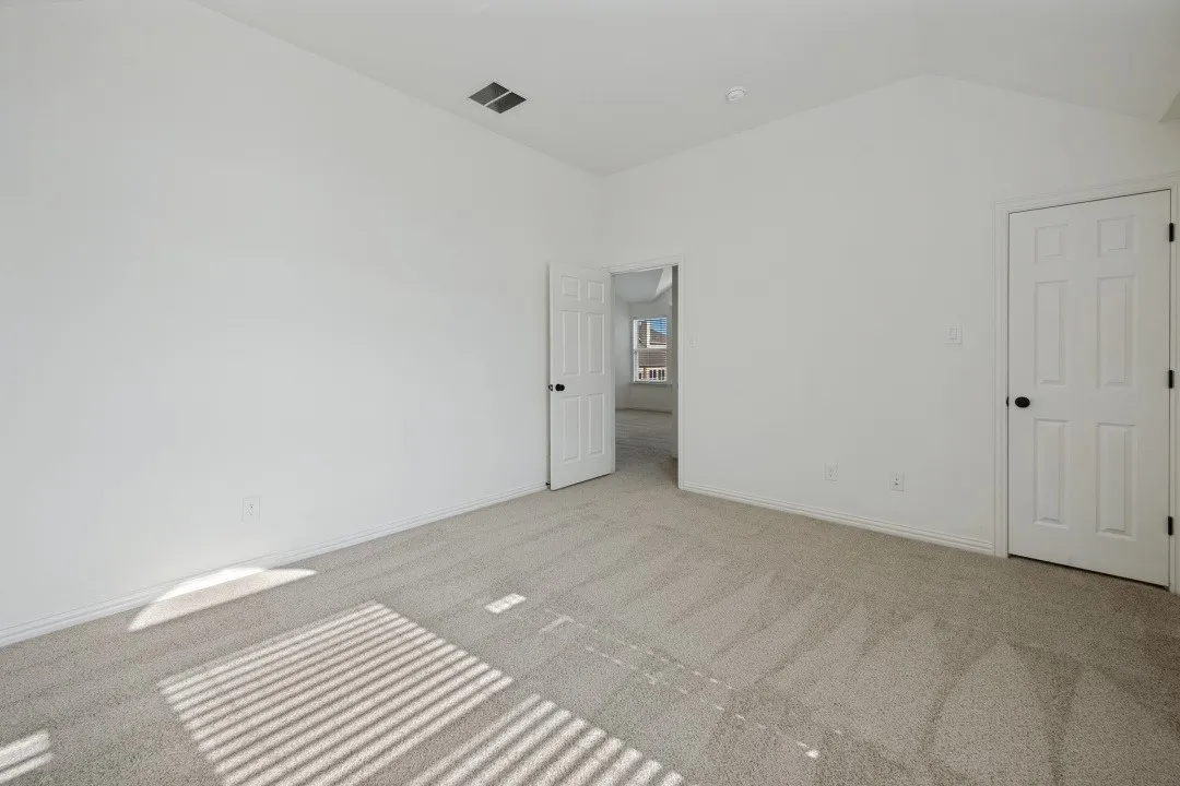 Single Family Residence For Sale in Tarrant County , 233 Chappellet Street, Kennedale, Texas 76060, 5 Bedroom, 4 Bathroom, 2 Garage spaces, 3,684 Sqft, built in 2015, mls#21282434, Real Estate Agent in Kennedale, Homes For Sale in Tarrant county, Homes For Sale in Kennedale, Realtor in Kennedale Texas, Real Estate Brokerage Independent Realty Texas, Luminita Cordes Realtor