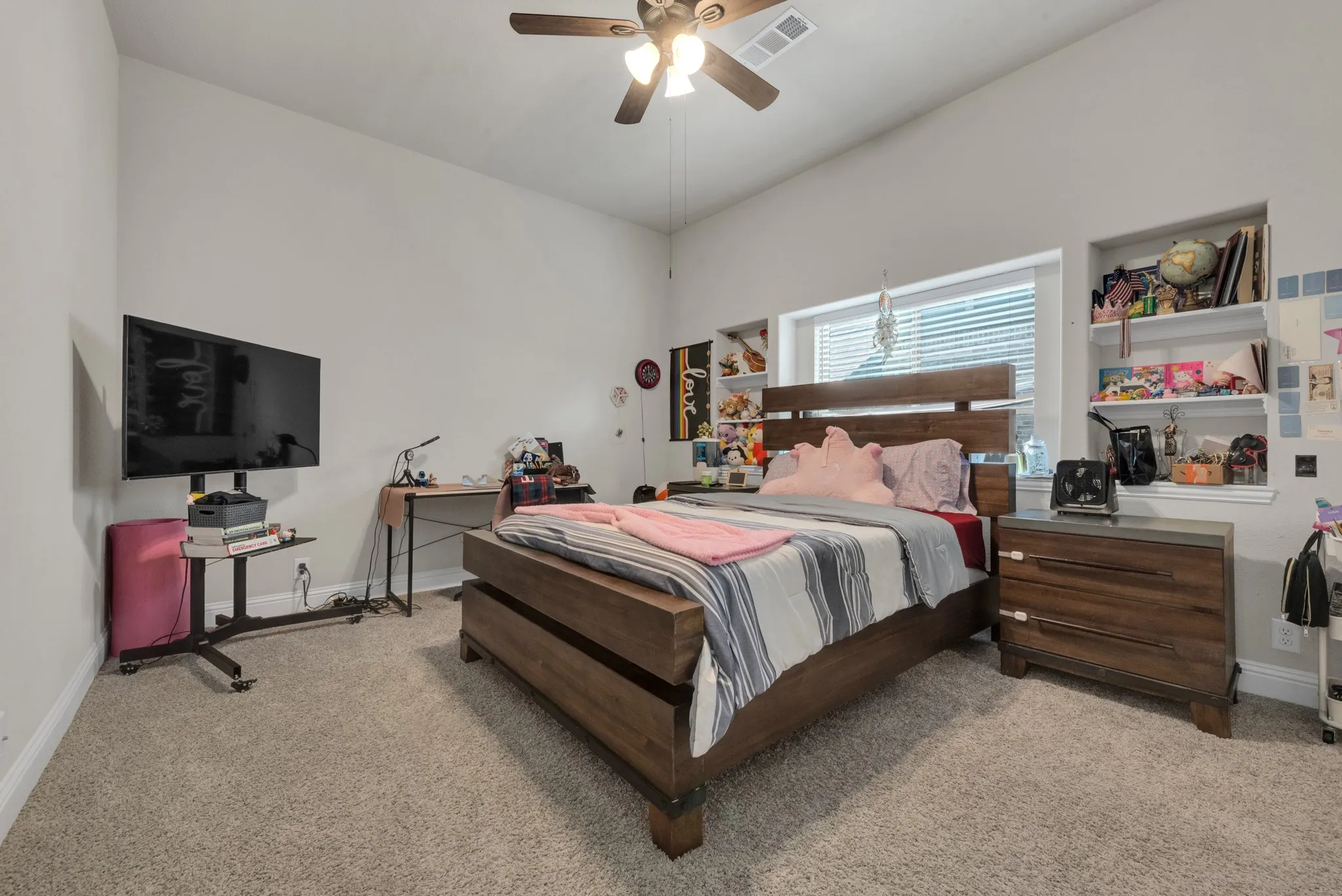 Single Family Residence For Sale in Collin County , 203 Nickolas Drive, Princeton, Texas 75407, 4 Bedroom, 3 Bathroom, 2 Garage spaces, 2,720 Sqft, built in 2021, mls#21283471, Real Estate Agent in Princeton, Homes For Sale in Collin county, Homes For Sale in Princeton, Realtor in Princeton Texas, Real Estate Brokerage Independent Realty Texas, Luminita Cordes Realtor