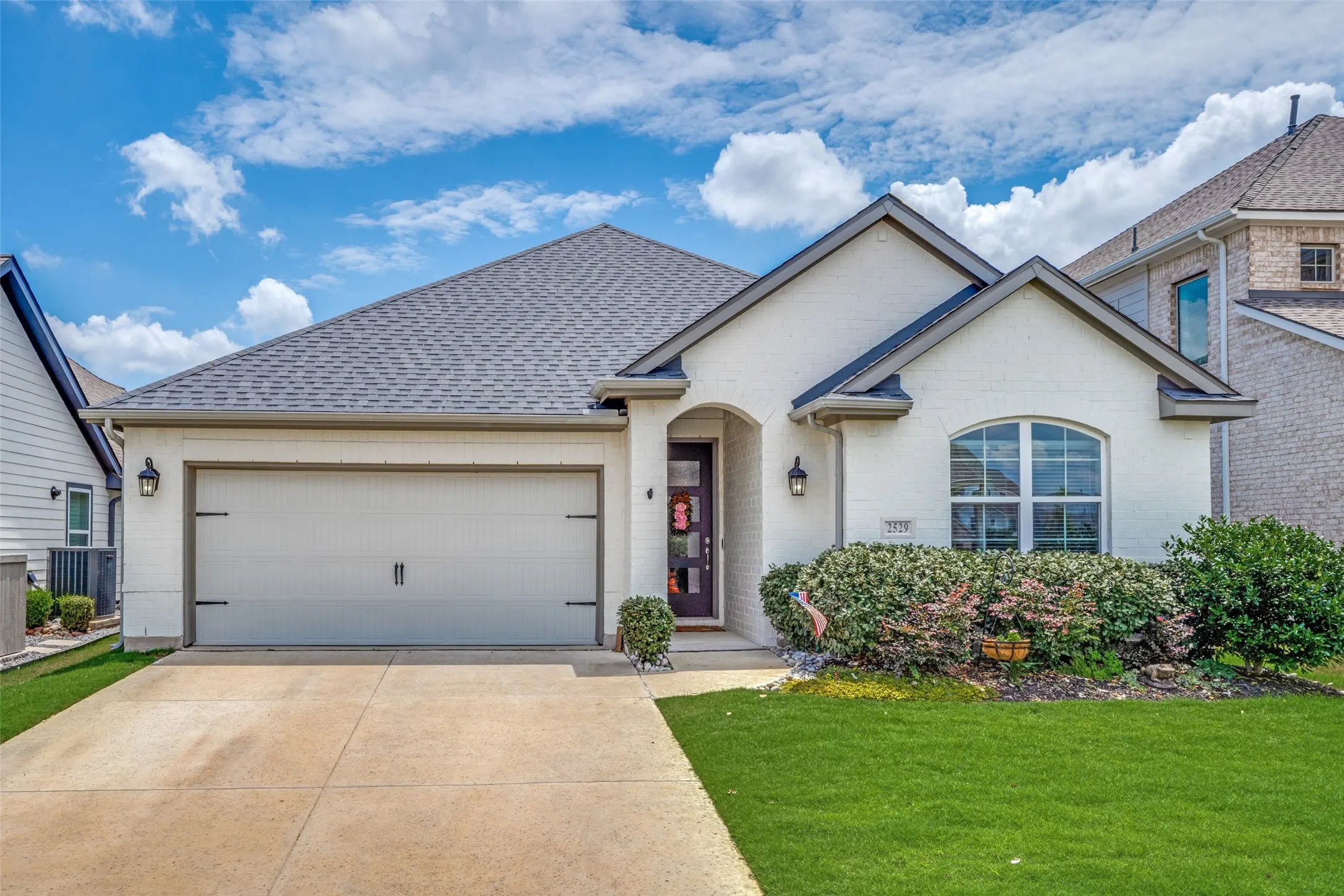 Single Family Residence For Sale in Denton County , 2529 Cobbler Street, Northlake, Texas 76247, 3 Bedroom, 2 Bathroom, 2 Garage spaces, 2,205 Sqft, built in 2020, mls#21283436, Real Estate Agent in Northlake, Homes For Sale in Denton county, Homes For Sale in Northlake, Realtor in Northlake Texas, Real Estate Brokerage Independent Realty Texas, Luminita Cordes Realtor