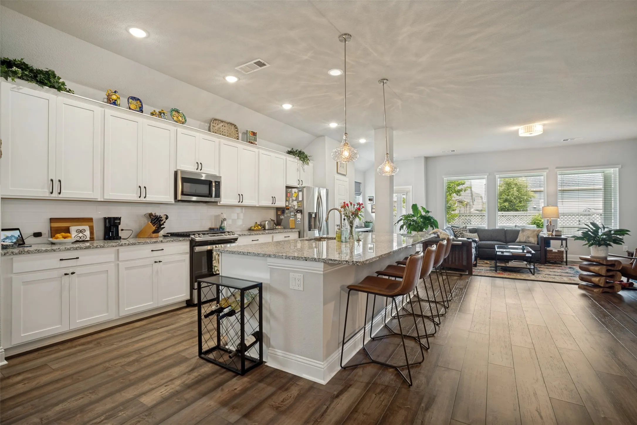 Single Family Residence For Sale in Denton County , 2529 Cobbler Street, Northlake, Texas 76247, 3 Bedroom, 2 Bathroom, 2 Garage spaces, 2,205 Sqft, built in 2020, mls#21283436, Real Estate Agent in Northlake, Homes For Sale in Denton county, Homes For Sale in Northlake, Realtor in Northlake Texas, Real Estate Brokerage Independent Realty Texas, Luminita Cordes Realtor