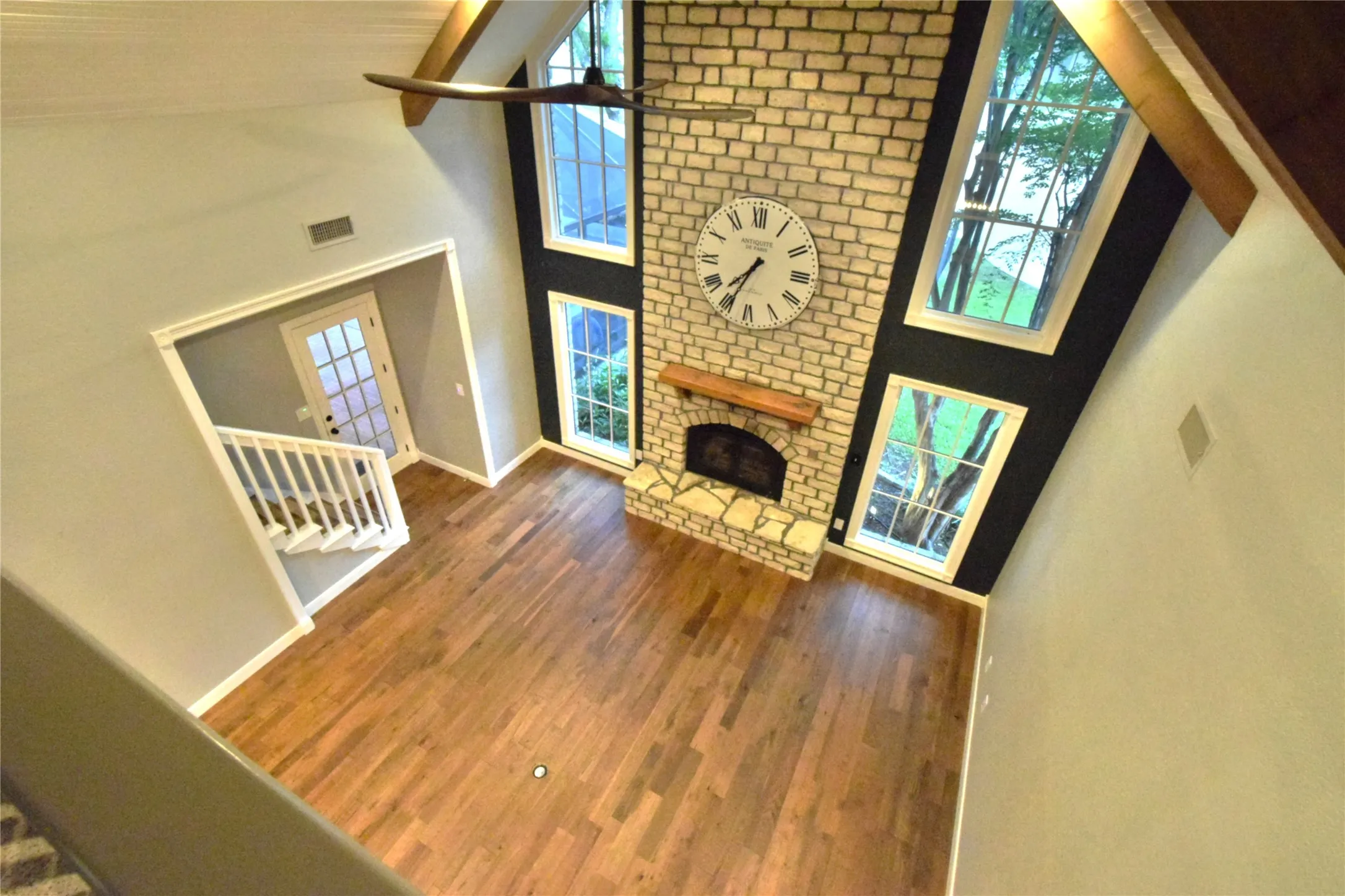 Single Family Residence For Sale in Hood County , 6405 Secretariat Court, Granbury, Texas 76049, 3 Bedroom, 3 Bathroom, 3 Garage spaces, 2,753 Sqft, built in 1996, mls#21283477, Real Estate Agent in Granbury, Homes For Sale in Hood county, Homes For Sale in Granbury, Realtor in Granbury Texas, Real Estate Brokerage Independent Realty Texas, Luminita Cordes Realtor