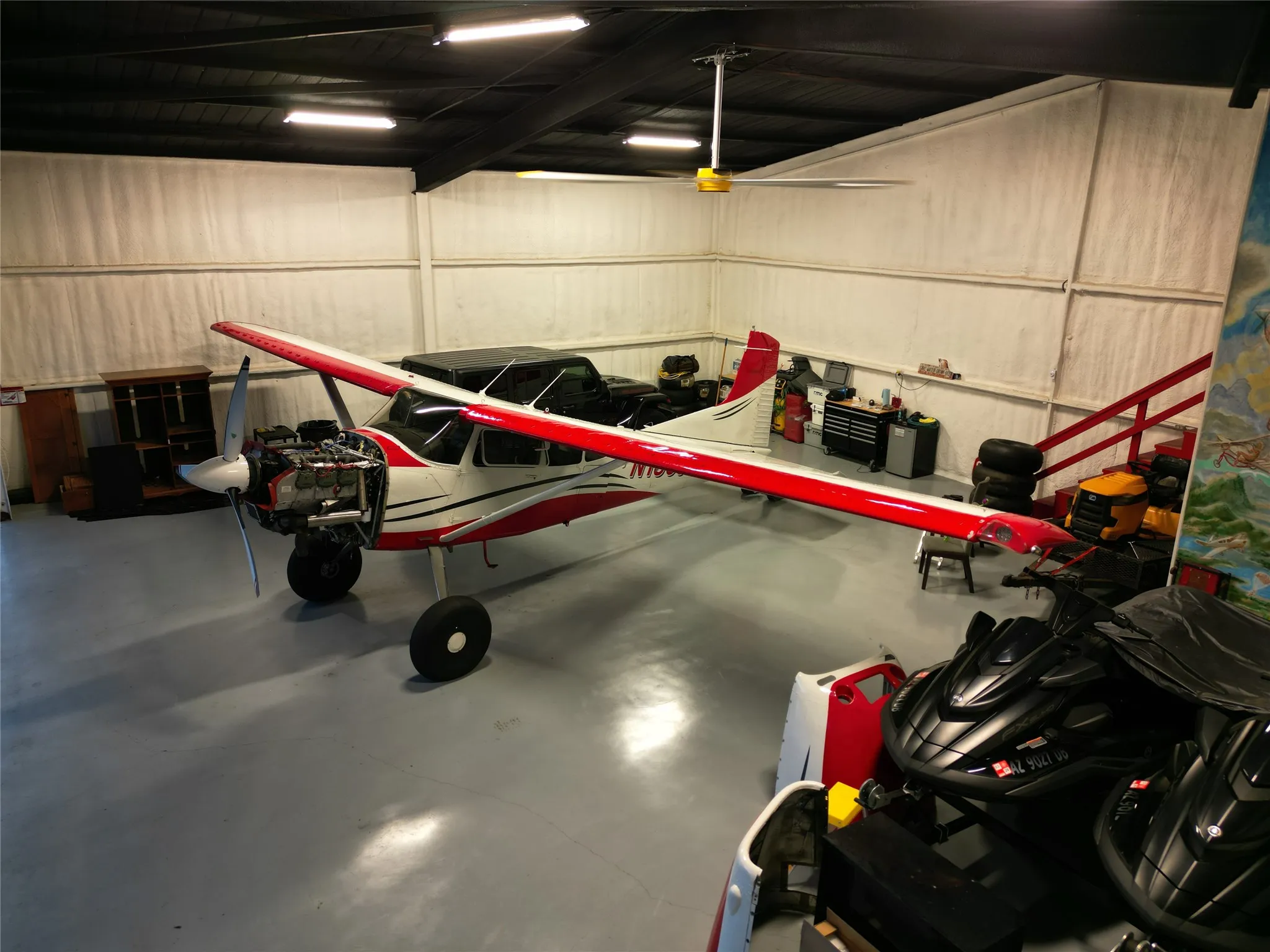 Airplane Hangar