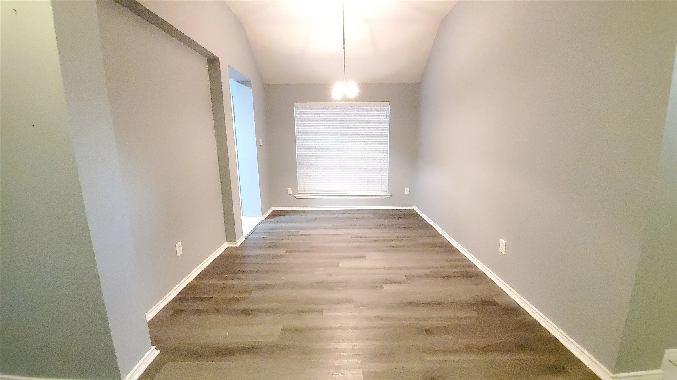 Single Family Residence For Rent in Dallas County , 2636 Cumberland Trail, Balch Springs, Texas 75181, 3 Bedroom, 2 Bathroom, 2 Garage spaces, 2,059 Sqft, built in 2004, mls#21278805, Real Estate Agent in Balch Springs, Homes For Rent in Dallas county, Homes For Rent in Balch Springs, Realtor in Balch Springs Texas, Real Estate Brokerage Independent Realty Texas, Luminita Cordes Realtor