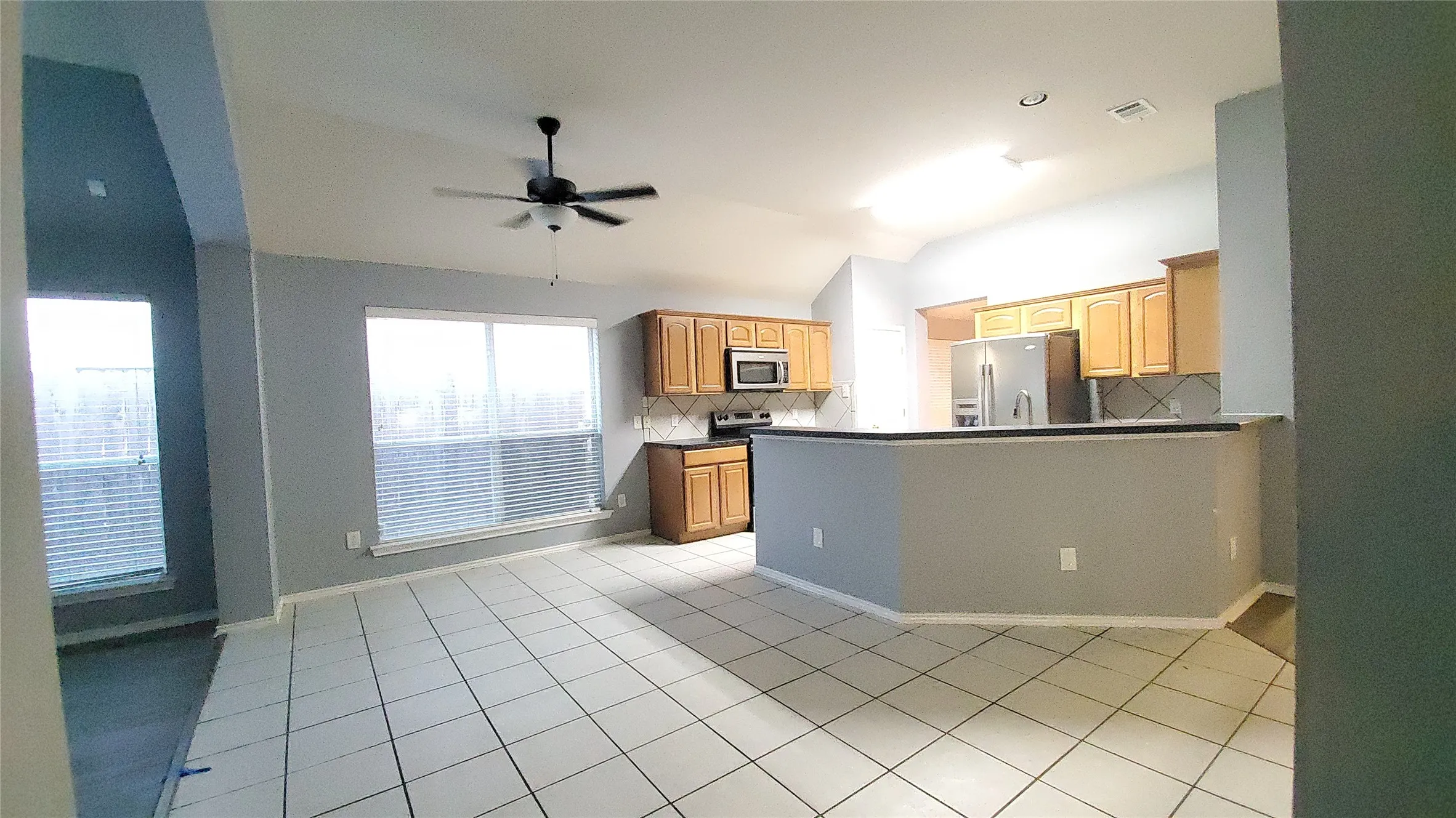 Single Family Residence For Rent in Dallas County , 2636 Cumberland Trail, Balch Springs, Texas 75181, 3 Bedroom, 2 Bathroom, 2 Garage spaces, 2,059 Sqft, built in 2004, mls#21278805, Real Estate Agent in Balch Springs, Homes For Rent in Dallas county, Homes For Rent in Balch Springs, Realtor in Balch Springs Texas, Real Estate Brokerage Independent Realty Texas, Luminita Cordes Realtor