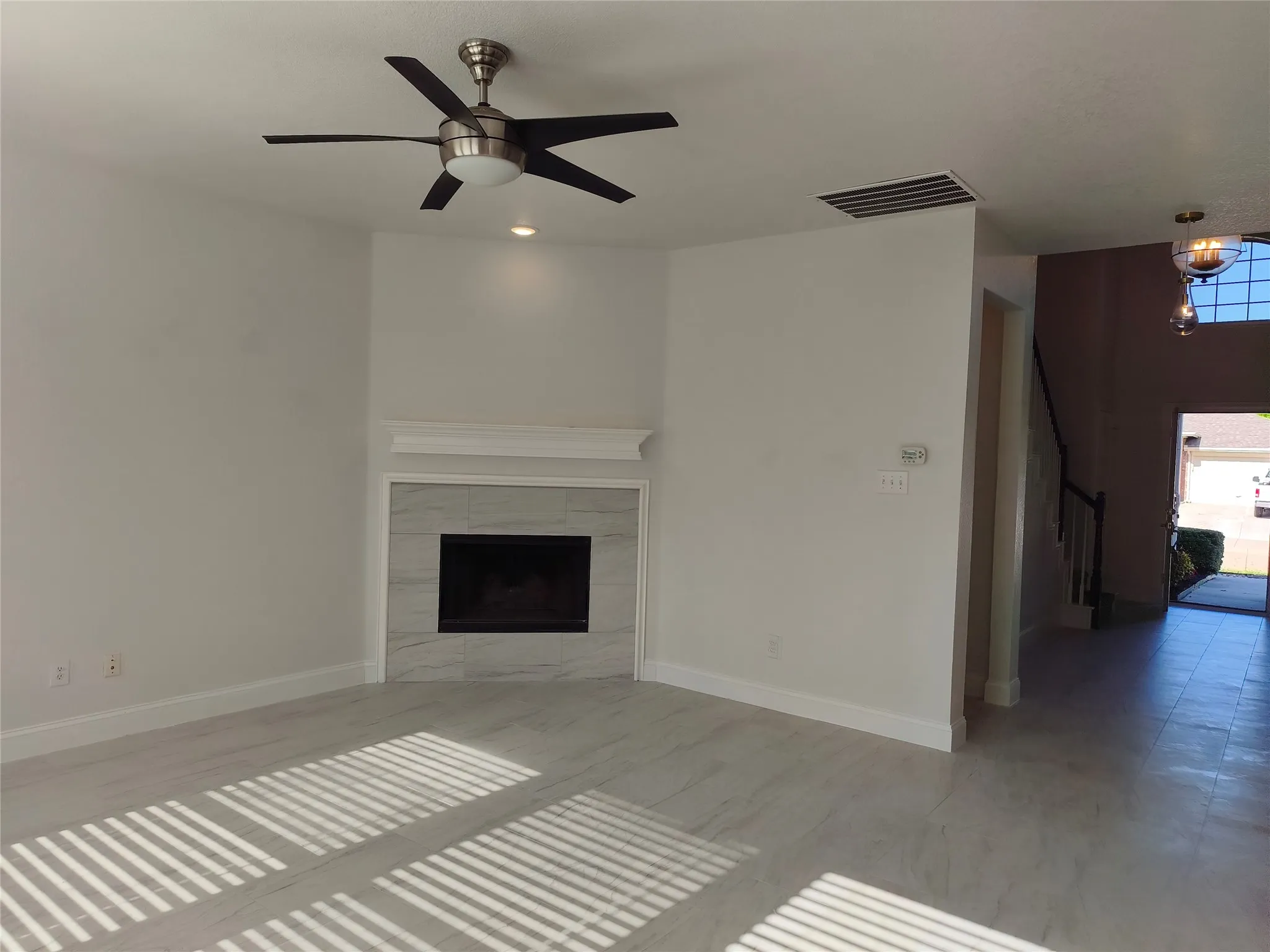 Single Family Residence For Rent in Collin County , 406 Stanley Falls Drive, Anna, Texas 75409, 3 Bedroom, 4 Bathroom, 2 Garage spaces, 2,176 Sqft, built in 2004, mls#21283510, Real Estate Agent in Anna, Homes For Rent in Collin county, Homes For Rent in Anna, Realtor in Anna Texas, Real Estate Brokerage Independent Realty Texas, Luminita Cordes Realtor