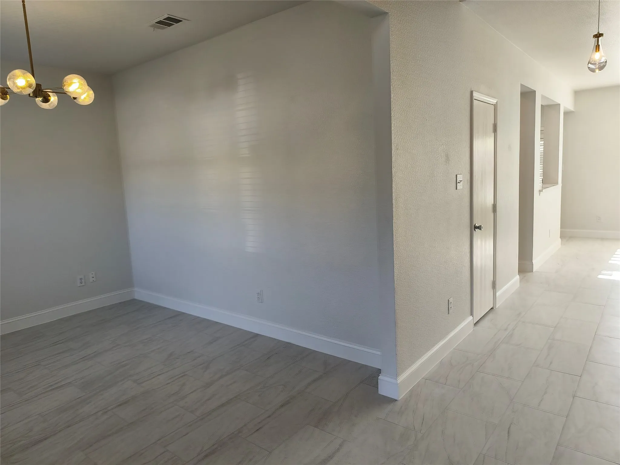 Single Family Residence For Rent in Collin County , 406 Stanley Falls Drive, Anna, Texas 75409, 3 Bedroom, 4 Bathroom, 2 Garage spaces, 2,176 Sqft, built in 2004, mls#21283510, Real Estate Agent in Anna, Homes For Rent in Collin county, Homes For Rent in Anna, Realtor in Anna Texas, Real Estate Brokerage Independent Realty Texas, Luminita Cordes Realtor
