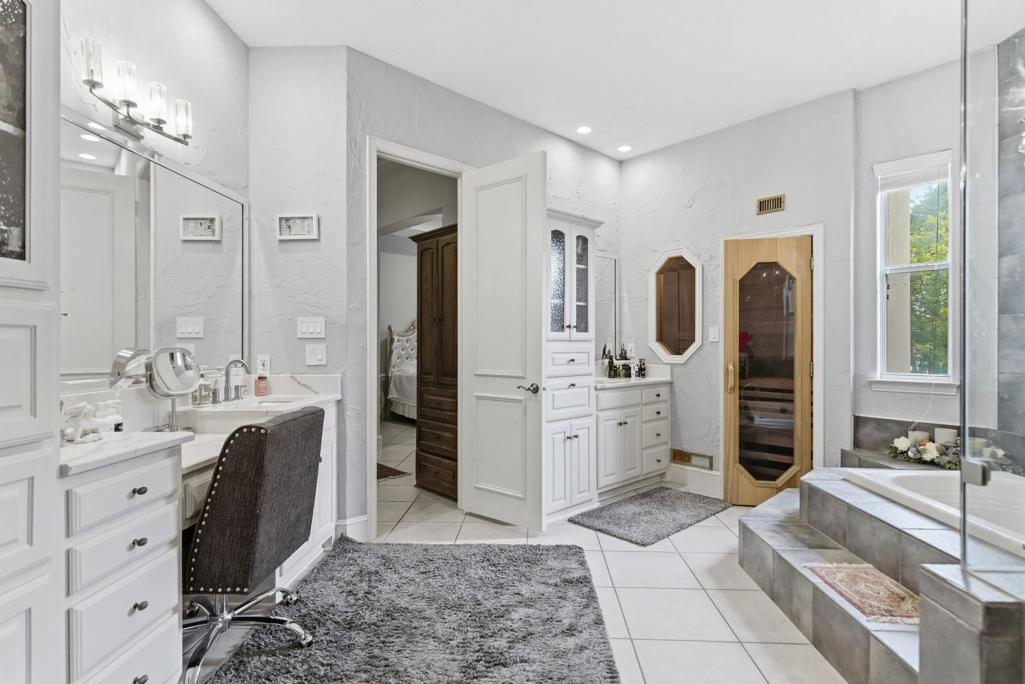 Single Family Residence For Sale in Collin County , 2500 Provine Road, Mc Kinney, Texas 75072, 4 Bedroom, 3 Bathroom, 3 Garage spaces, 4,059 Sqft, built in 1997, mls#21279773, Real Estate Agent in Mc Kinney, Homes For Sale in Collin county, Homes For Sale in Mc Kinney, Realtor in Mc Kinney Texas, Real Estate Brokerage Independent Realty Texas, Luminita Cordes Realtor